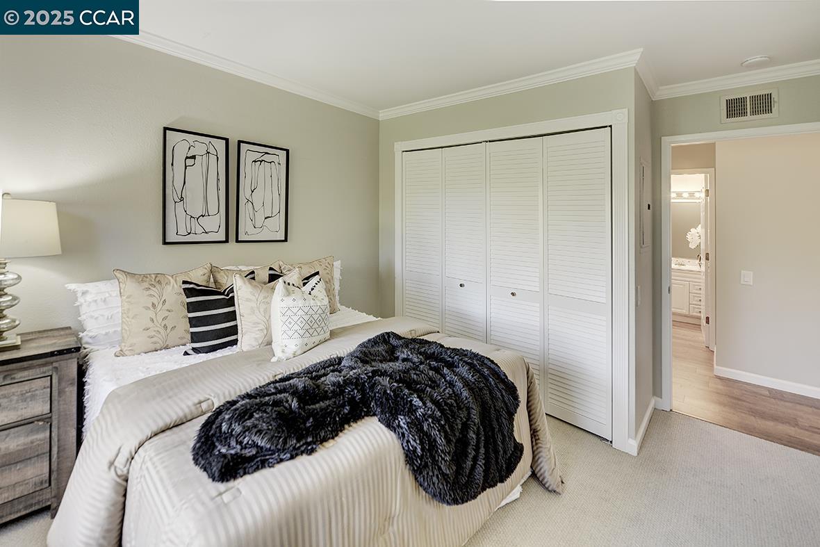Detail Gallery Image 25 of 54 For 2424 Tice Creek Dr. #2,  Walnut Creek,  CA 94595 - 2 Beds | 2 Baths