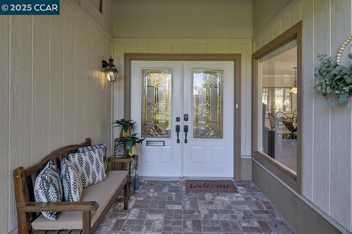 Detail Gallery Image 37 of 54 For 2424 Tice Creek Dr. #2,  Walnut Creek,  CA 94595 - 2 Beds | 2 Baths
