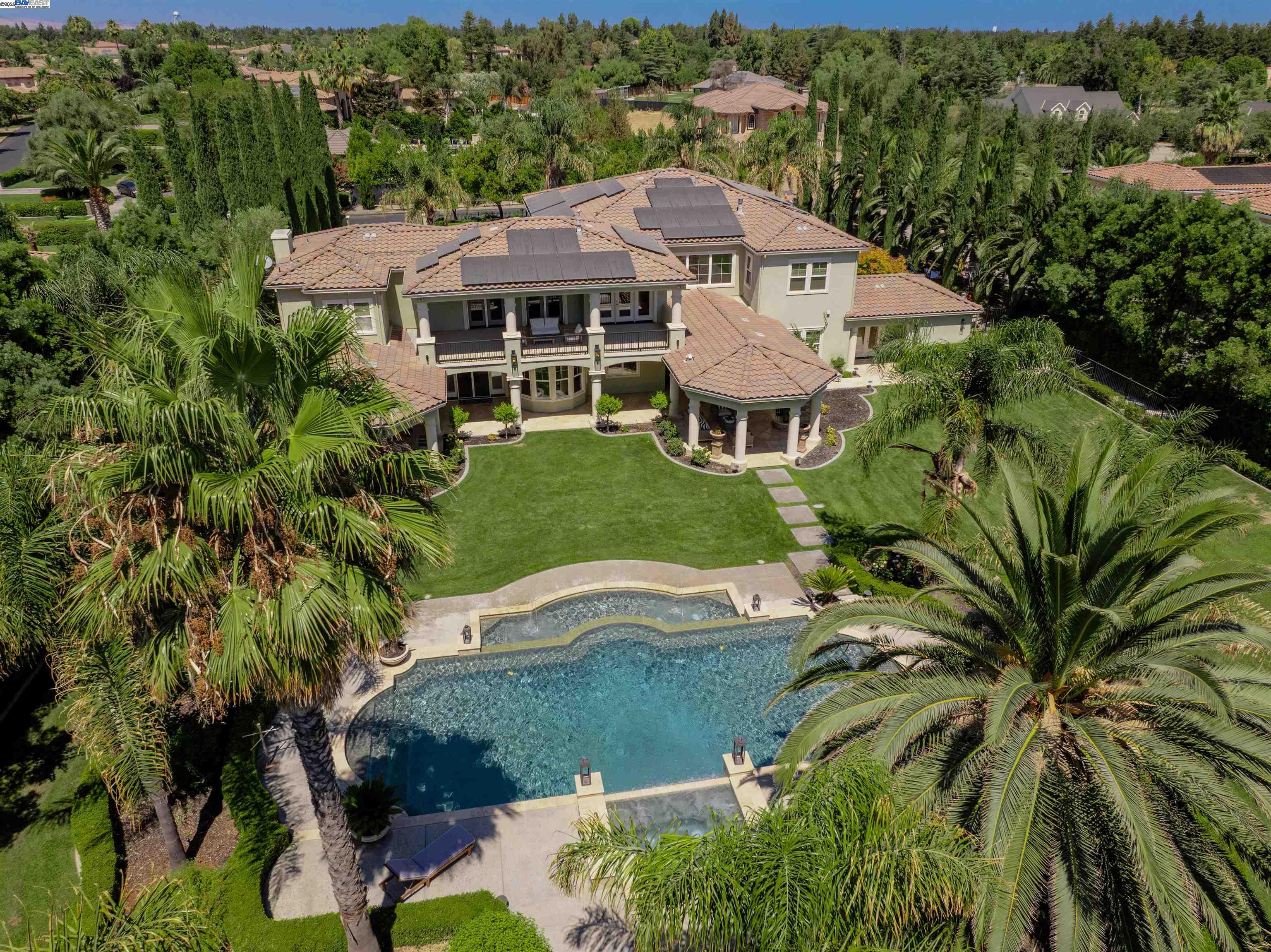 Detail Gallery Image 3 of 23 For Waterwell Way, Tracy,  CA 95304 - 7 Beds | 6/1 Baths