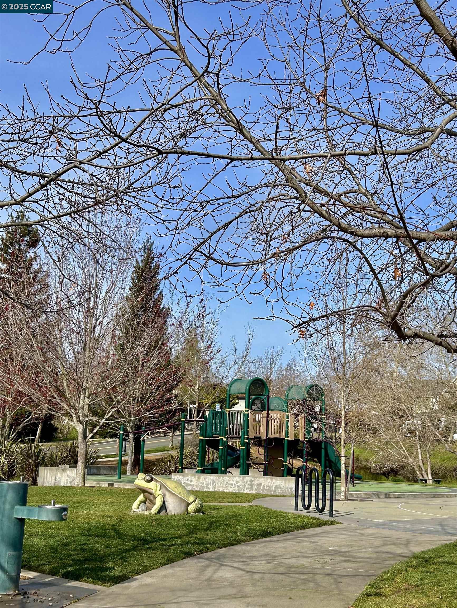 Detail Gallery Image 54 of 60 For 2036 Serra Ln, Hercules,  CA 94547 - 4 Beds | 2/1 Baths