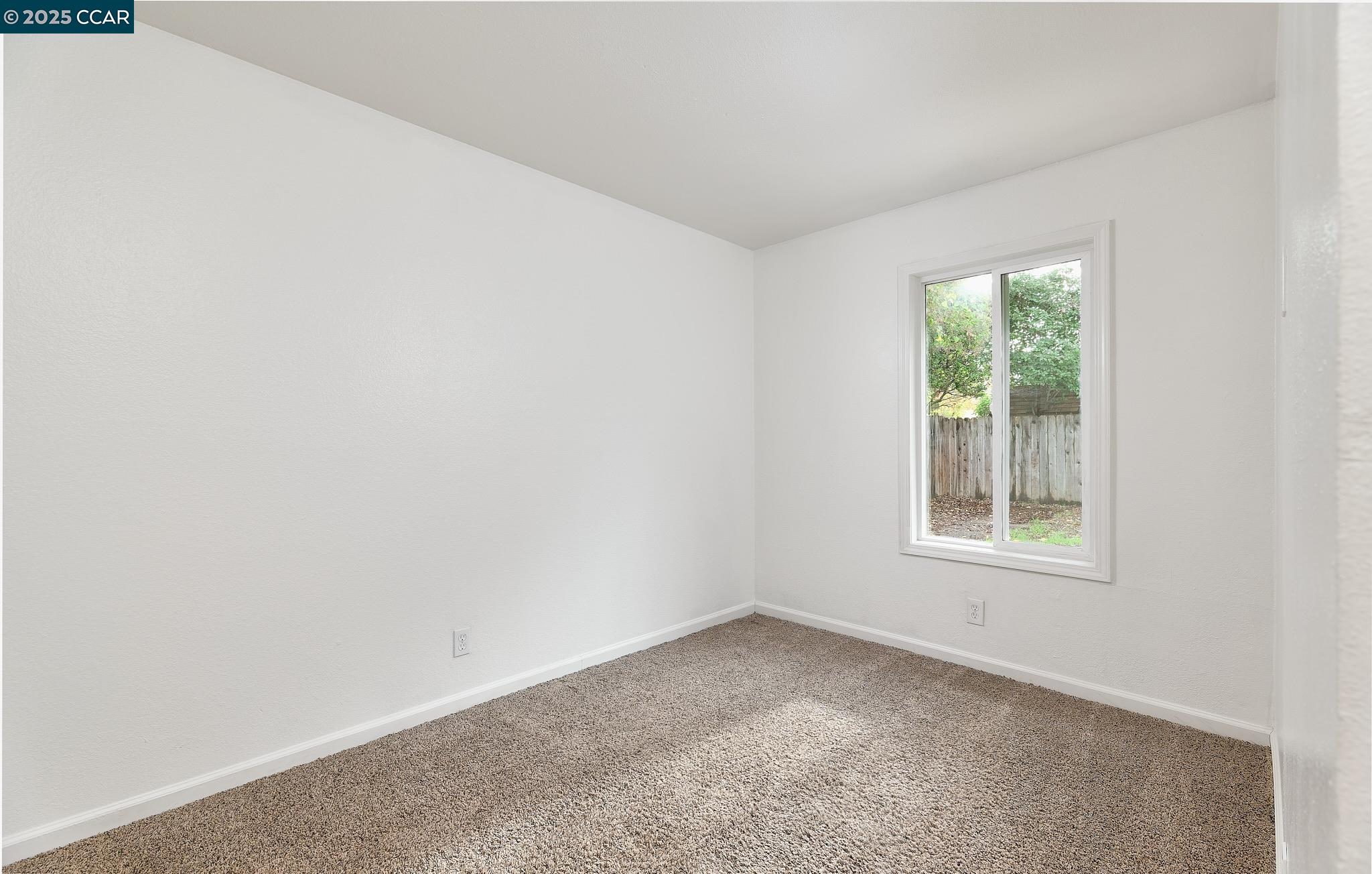 Detail Gallery Image 15 of 20 For 1878 Southwood Dr, Vacaville,  CA 95687 - 3 Beds | 2 Baths