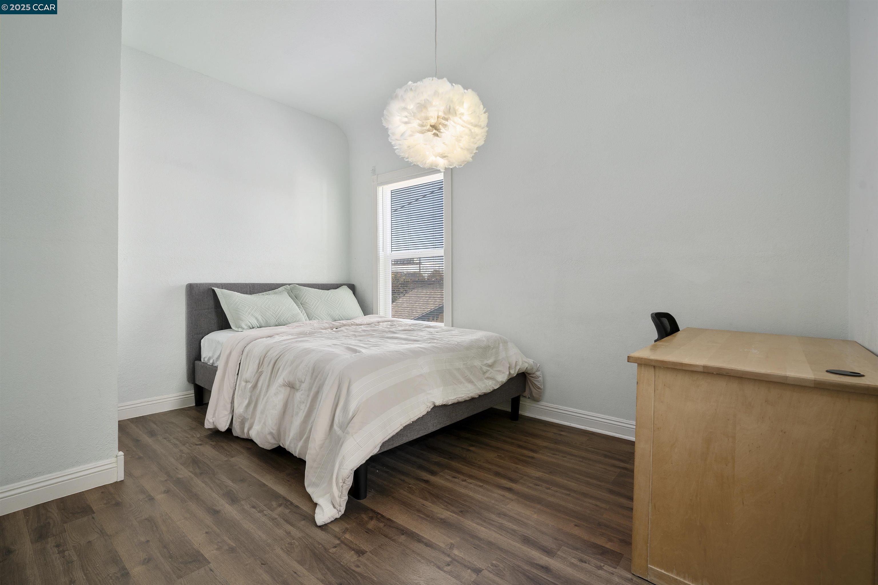 Detail Gallery Image 23 of 41 For 874 36th Street, Oakland,  CA 94608 - – Beds | – Baths