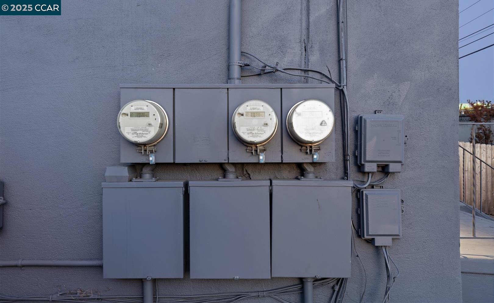 Detail Gallery Image 35 of 41 For 874 36th Street, Oakland,  CA 94608 - – Beds | – Baths