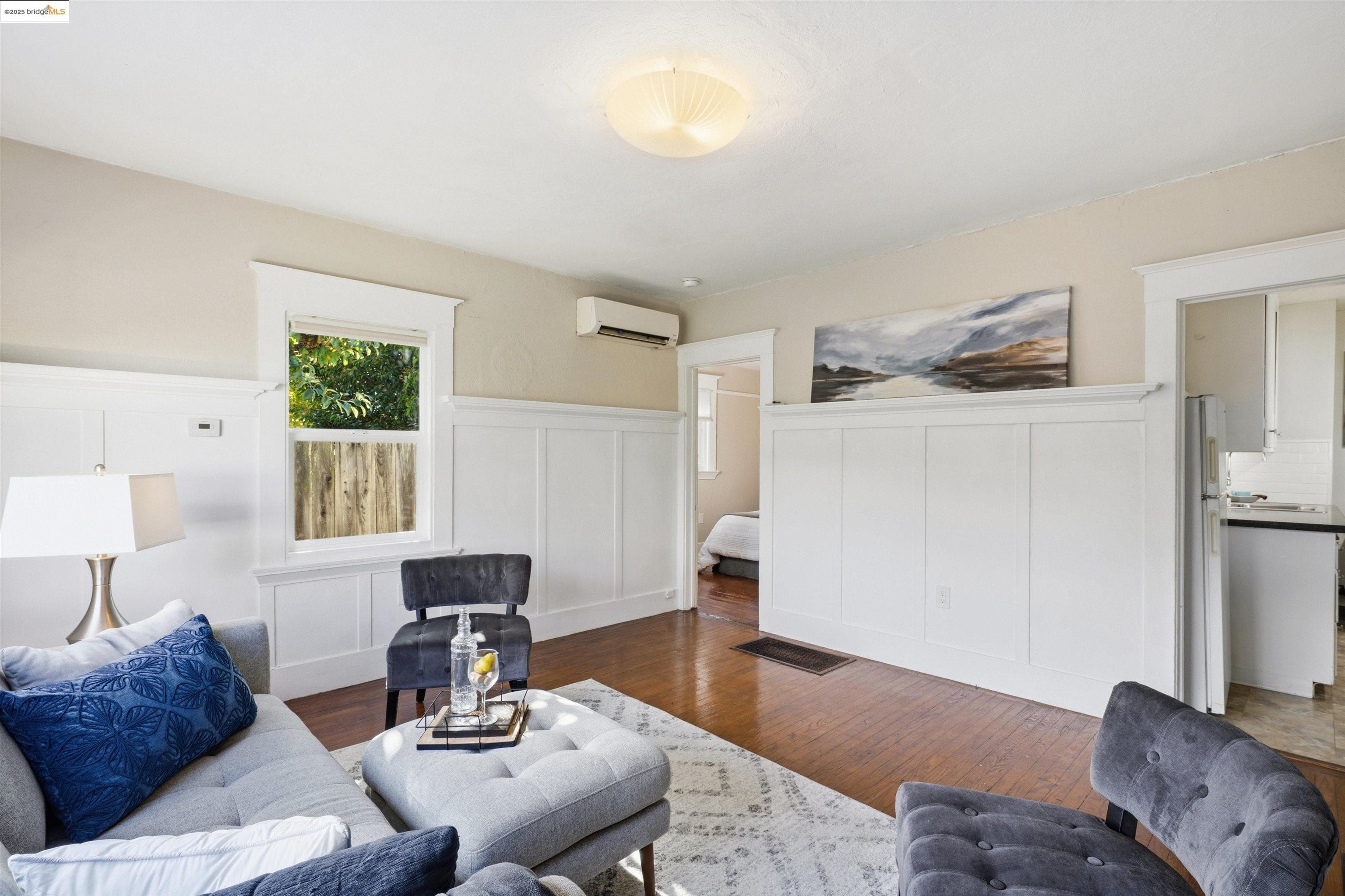 Detail Gallery Image 12 of 31 For 816 Madison St, Albany,  CA 94706-1616 - 1 Beds | 1 Baths