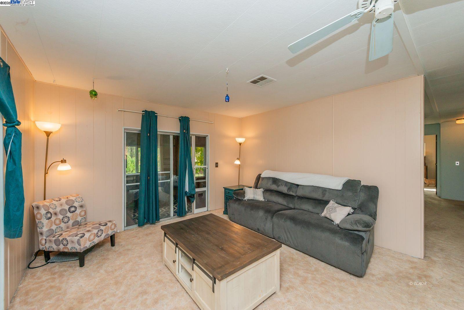 Detail Gallery Image 13 of 50 For 51 Steelhead Circle, Lewiston,  CA 96052 - 2 Beds | 2 Baths