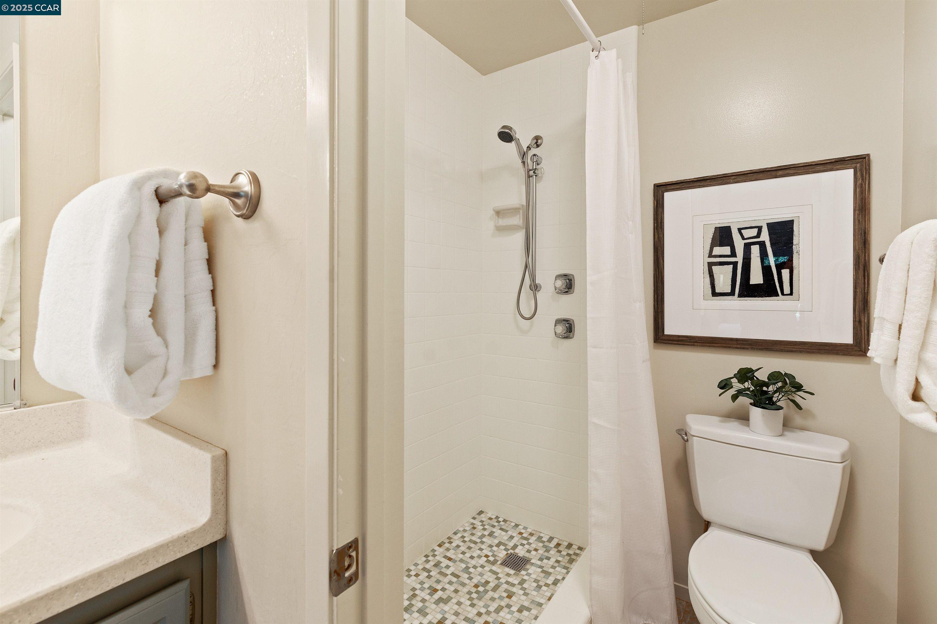 Photo #22: 41117795 Listing: Photo #22