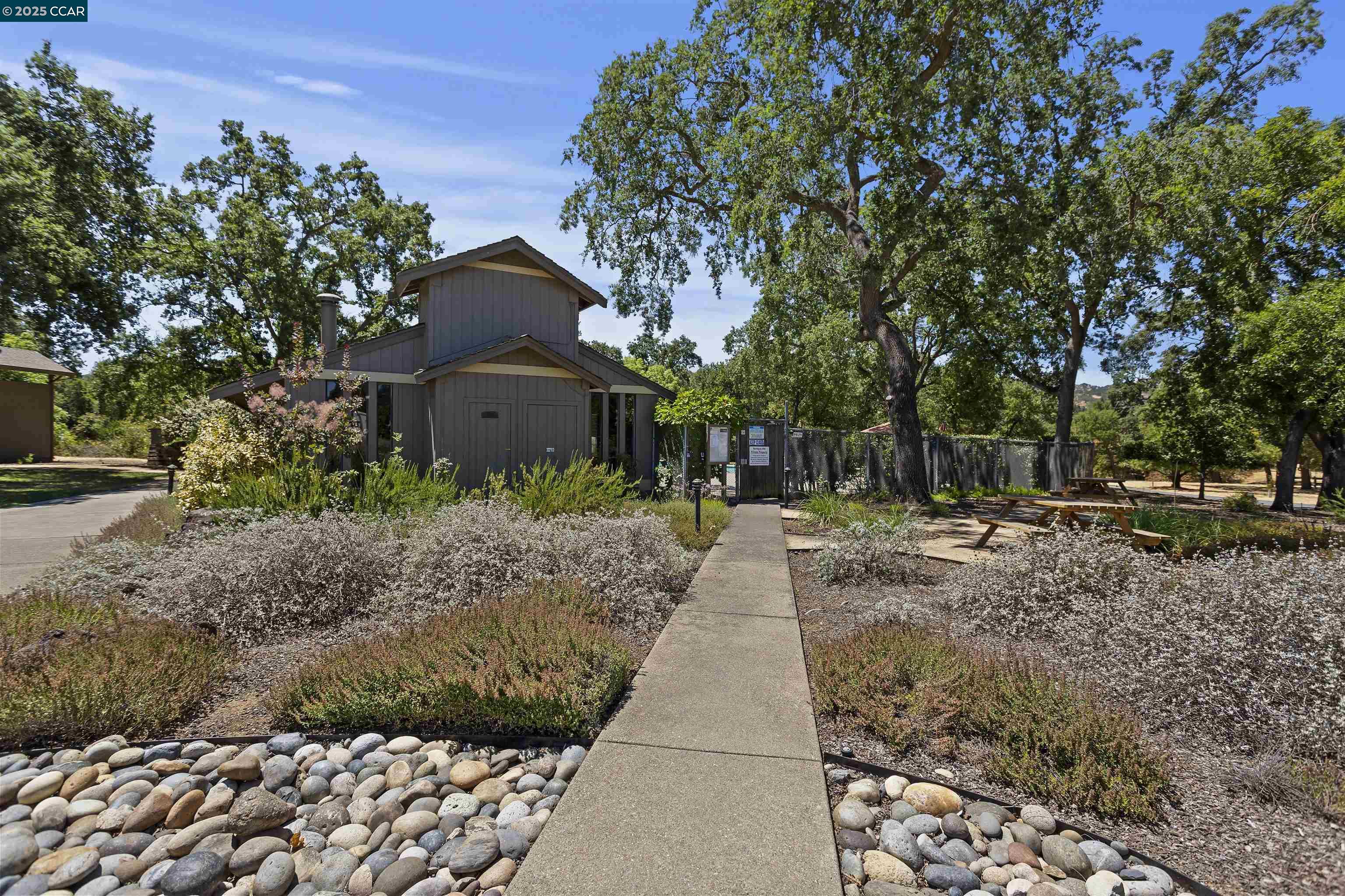 Photo #38: 41117795 Listing: Photo #38