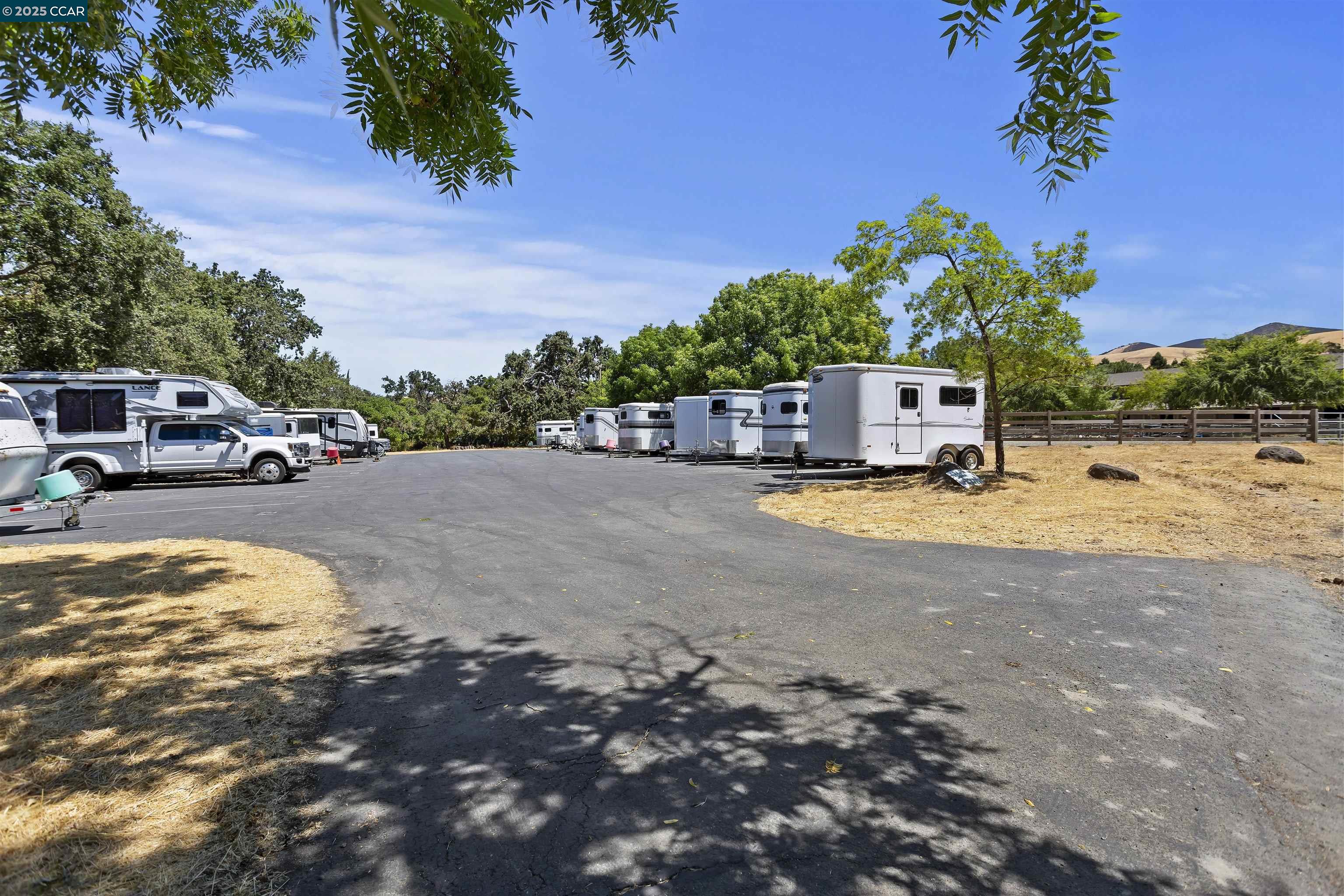 Photo #43: 41117795 Listing: Photo #43