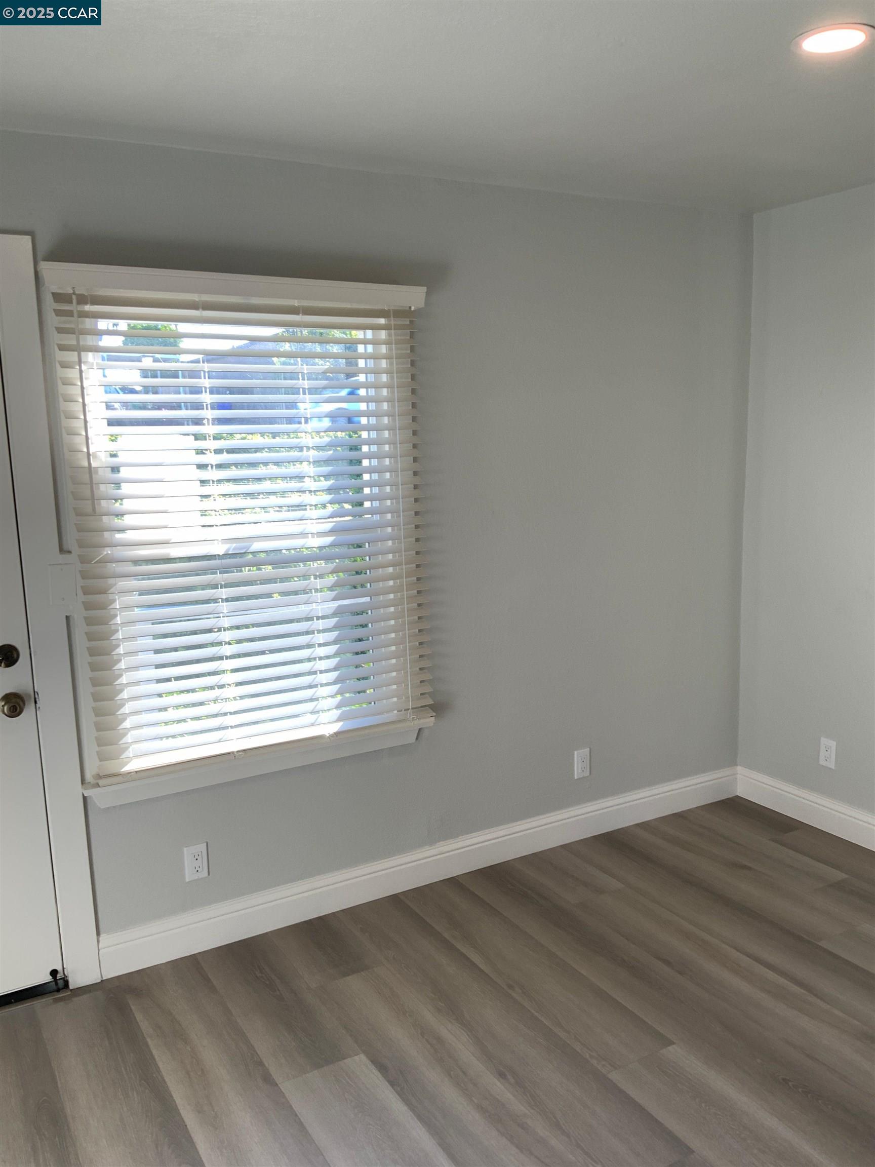 Detail Gallery Image 22 of 31 For 2680 Appian Way, Pinole,  CA 94564 - 3 Beds | 2 Baths