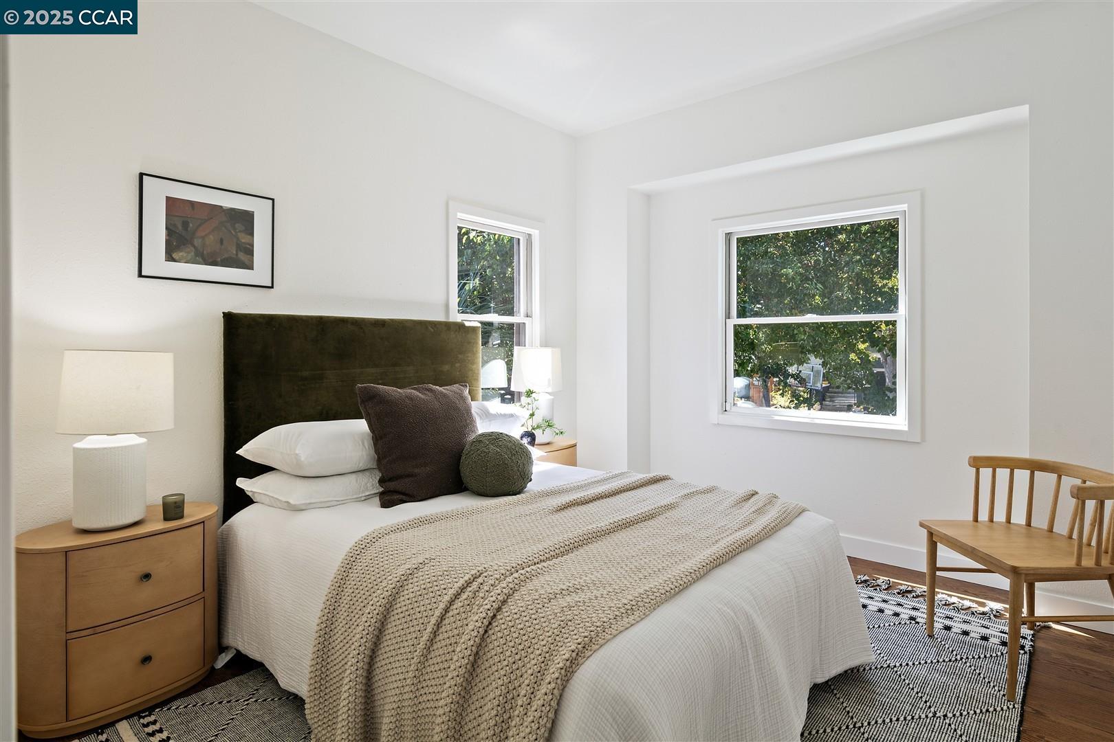 Detail Gallery Image 13 of 58 For 2703 Mathews St, Berkeley,  CA 94702 - 4 Beds | 4 Baths
