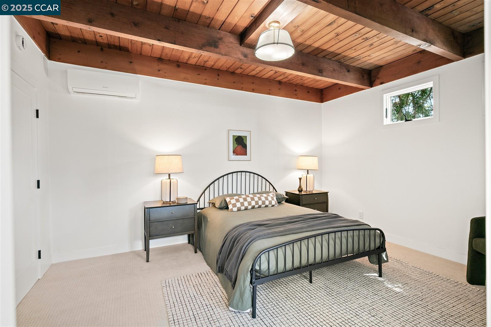 Detail Gallery Image 21 of 58 For 2703 Mathews St, Berkeley,  CA 94702 - 4 Beds | 4 Baths