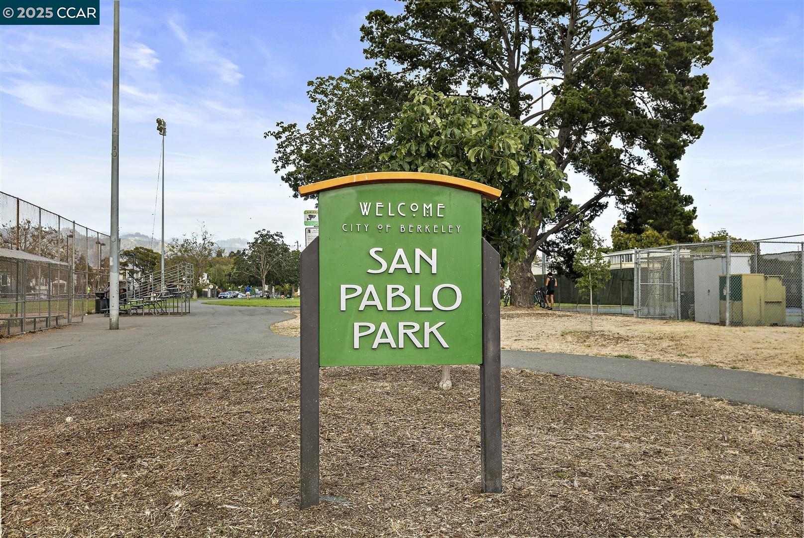 Detail Gallery Image 44 of 58 For 2703 Mathews St, Berkeley,  CA 94702 - 4 Beds | 4 Baths