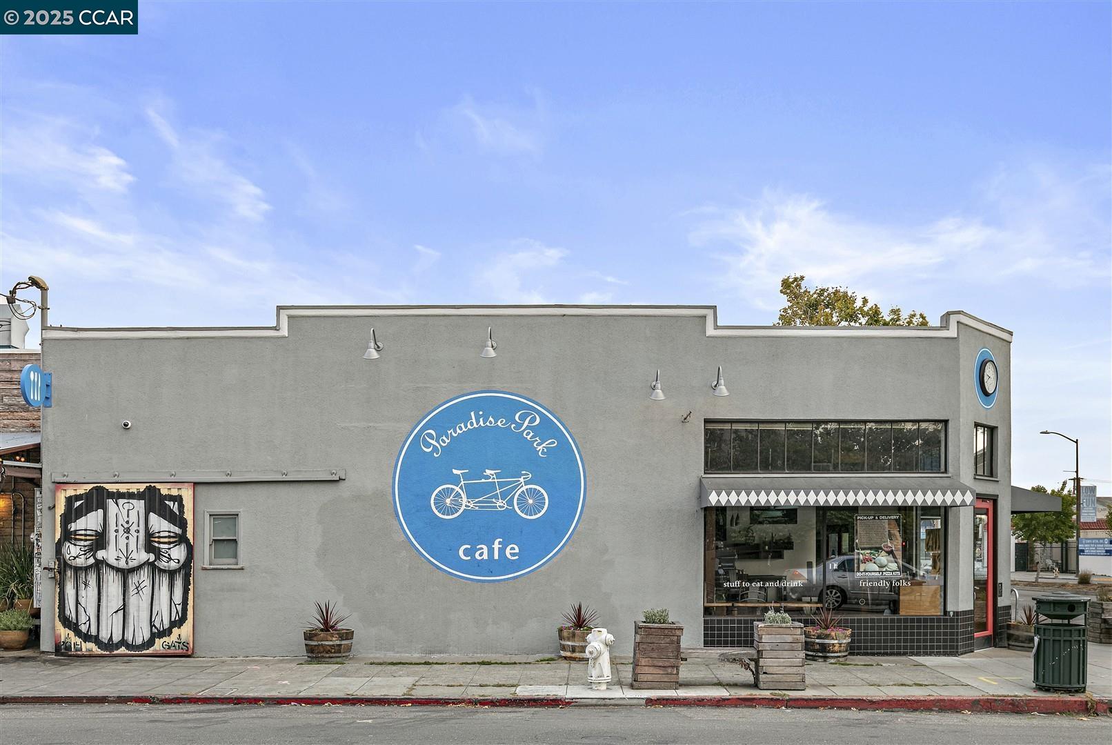 Detail Gallery Image 45 of 58 For 2703 Mathews St, Berkeley,  CA 94702 - 4 Beds | 4 Baths