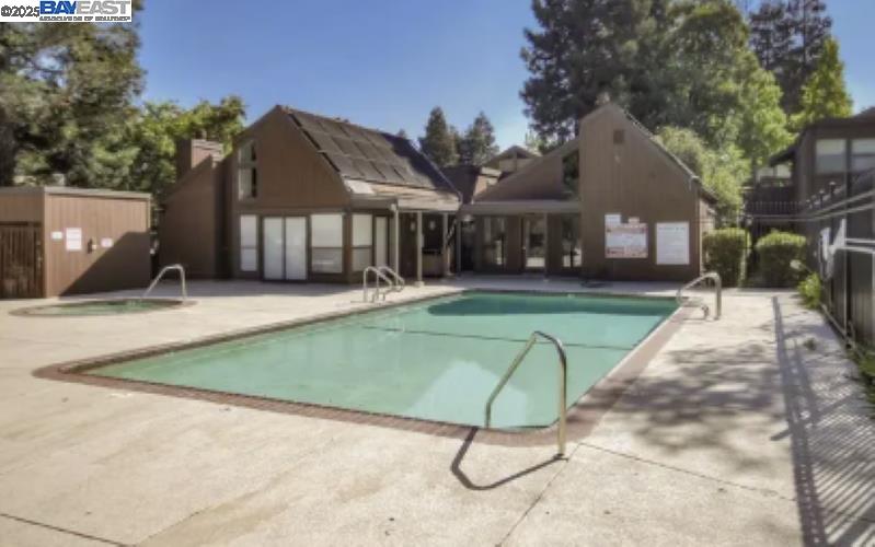 Detail Gallery Image 10 of 10 For 884 Camelback Pl, Pleasant Hill,  CA 94523 - 1 Beds | 1 Baths