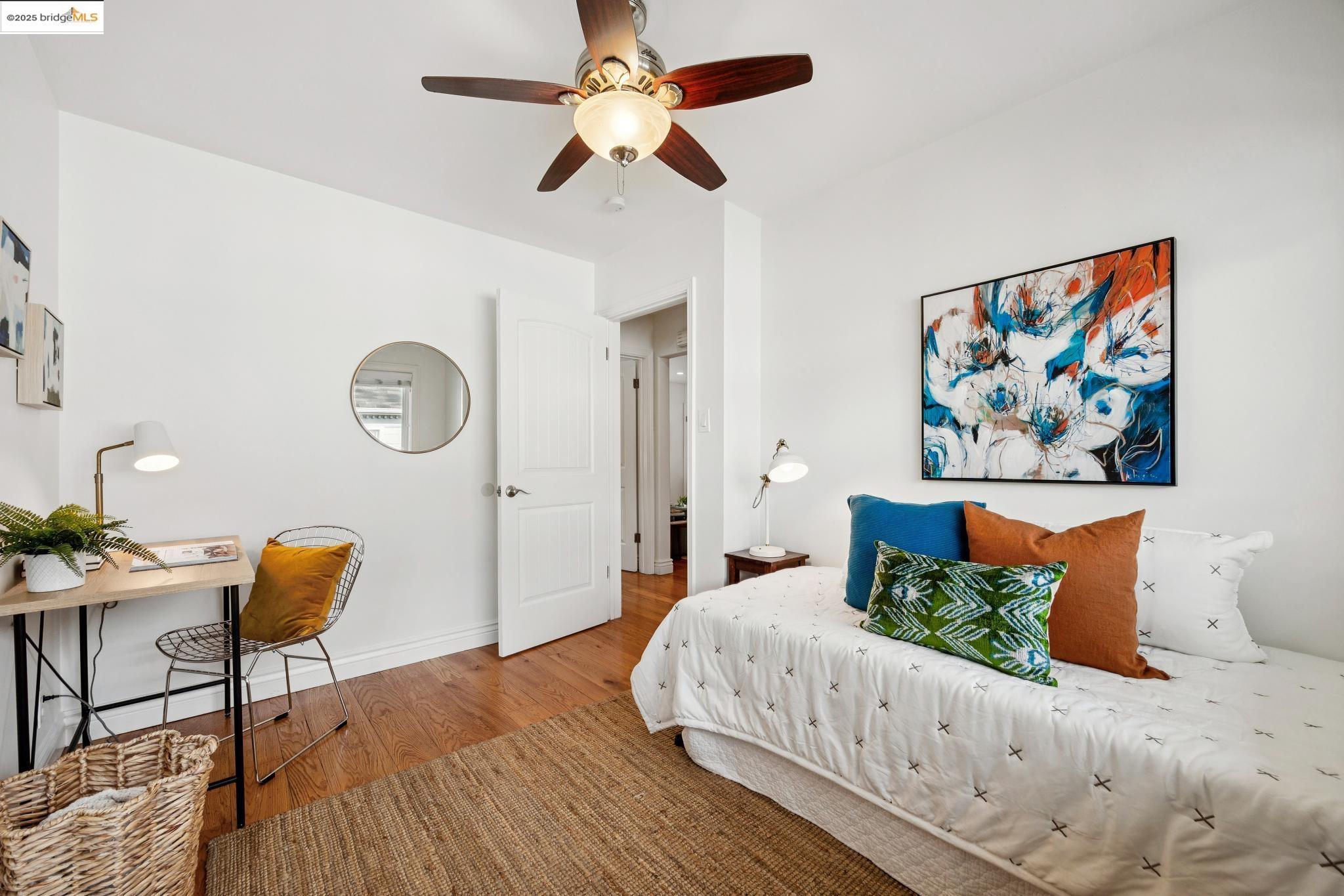 Detail Gallery Image 8 of 10 For 1609 Bonita Ave #3,  Berkeley,  CA 94709 - 2 Beds | 1 Baths