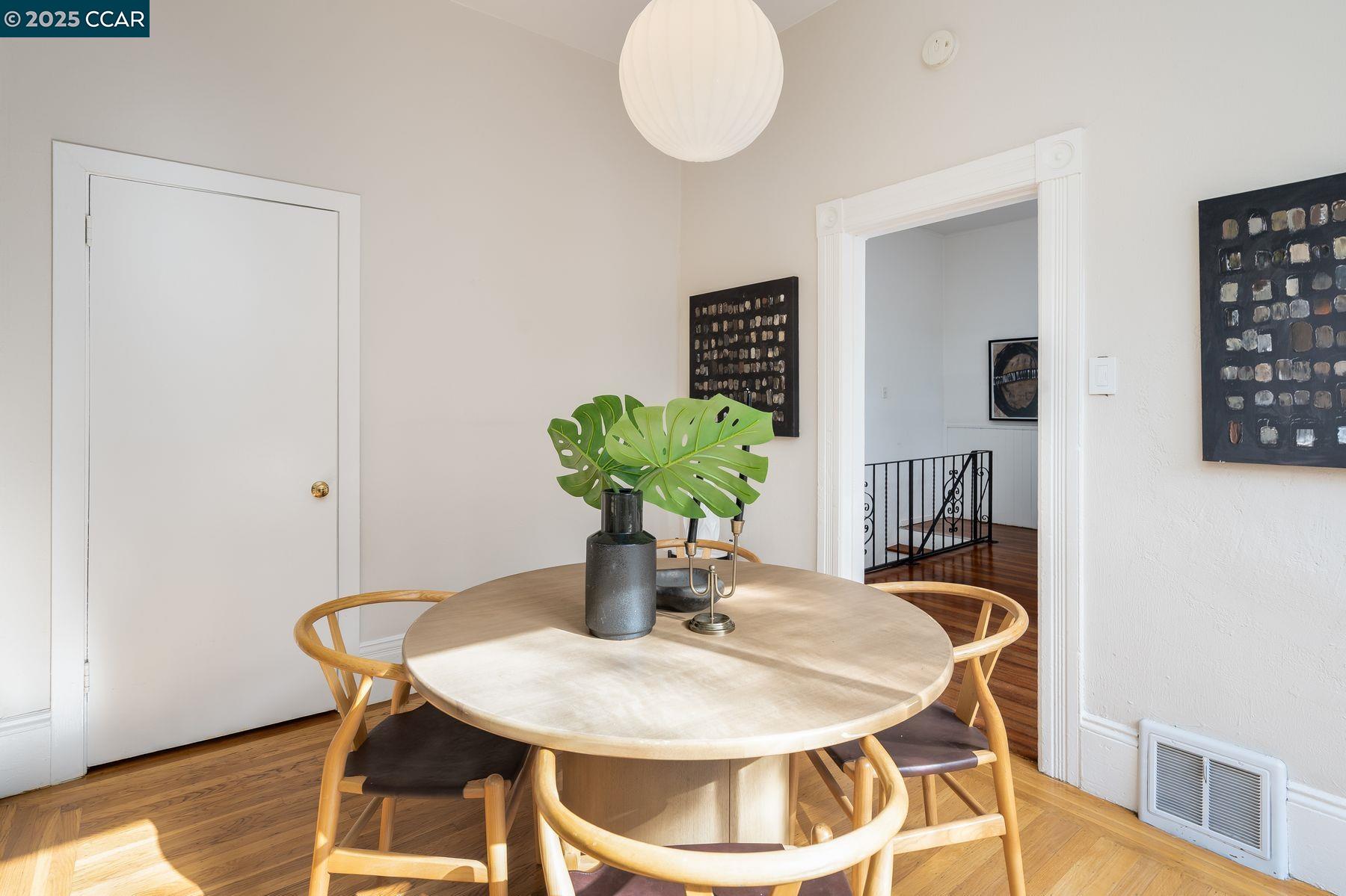 Detail Gallery Image 23 of 43 For 116 Eugenia Ave, San Francisco,  CA 94110 - 3 Beds | 1 Baths