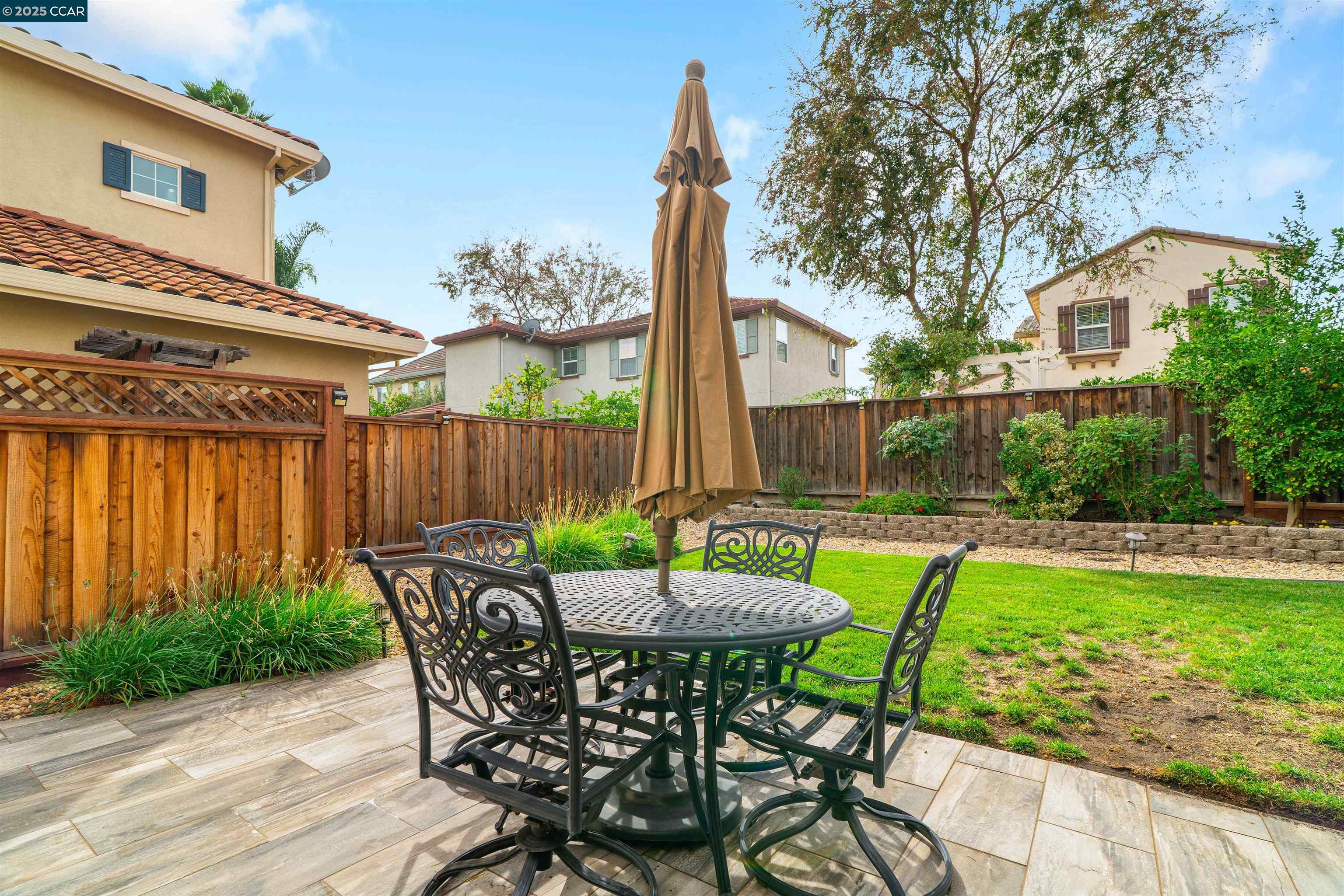 Detail Gallery Image 22 of 24 For 185 S Aldea St, Mountain House,  CA 95391 - 3 Beds | 2/1 Baths