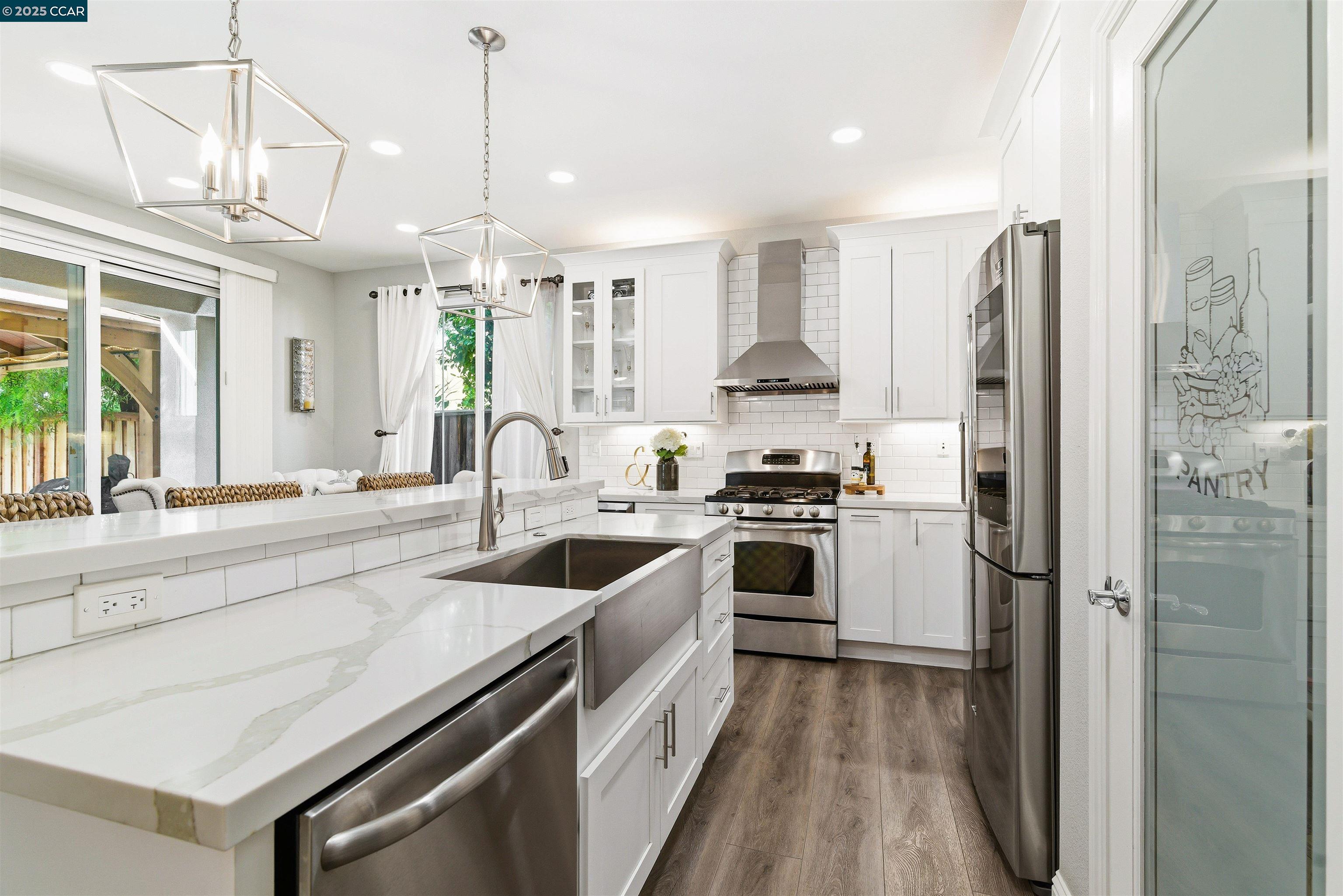 Detail Gallery Image 7 of 24 For 185 S Aldea St, Mountain House,  CA 95391 - 3 Beds | 2/1 Baths