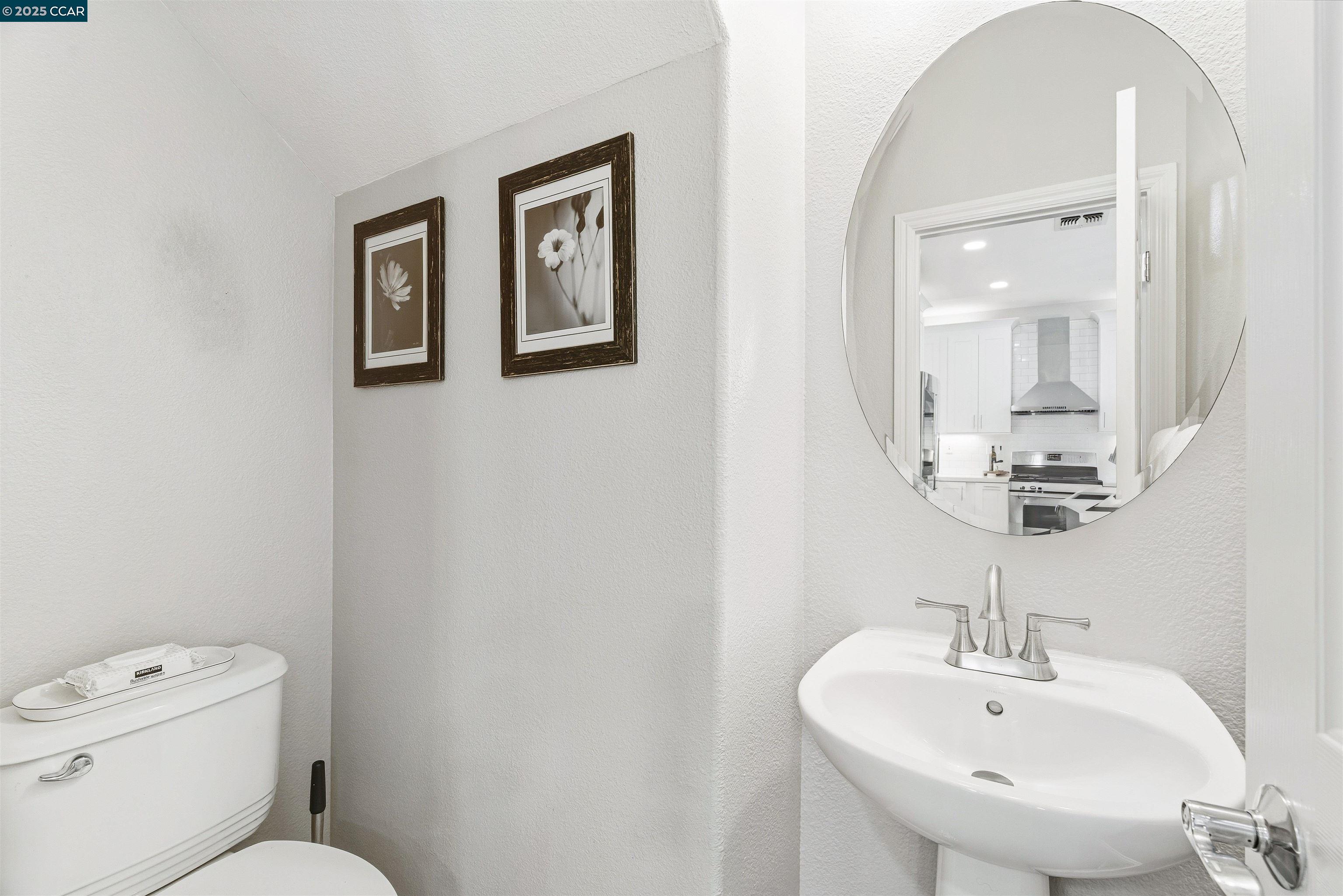 Detail Gallery Image 10 of 24 For 185 S Aldea St, Mountain House,  CA 95391 - 3 Beds | 2/1 Baths