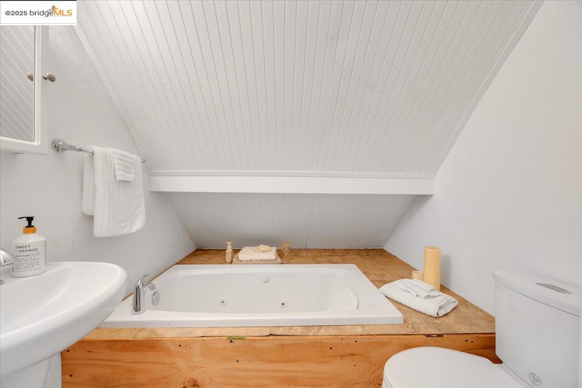 Detail Gallery Image 21 of 41 For 17071 Tamalpais Ct, Sonora,  CA 95370 - 4 Beds | 2 Baths