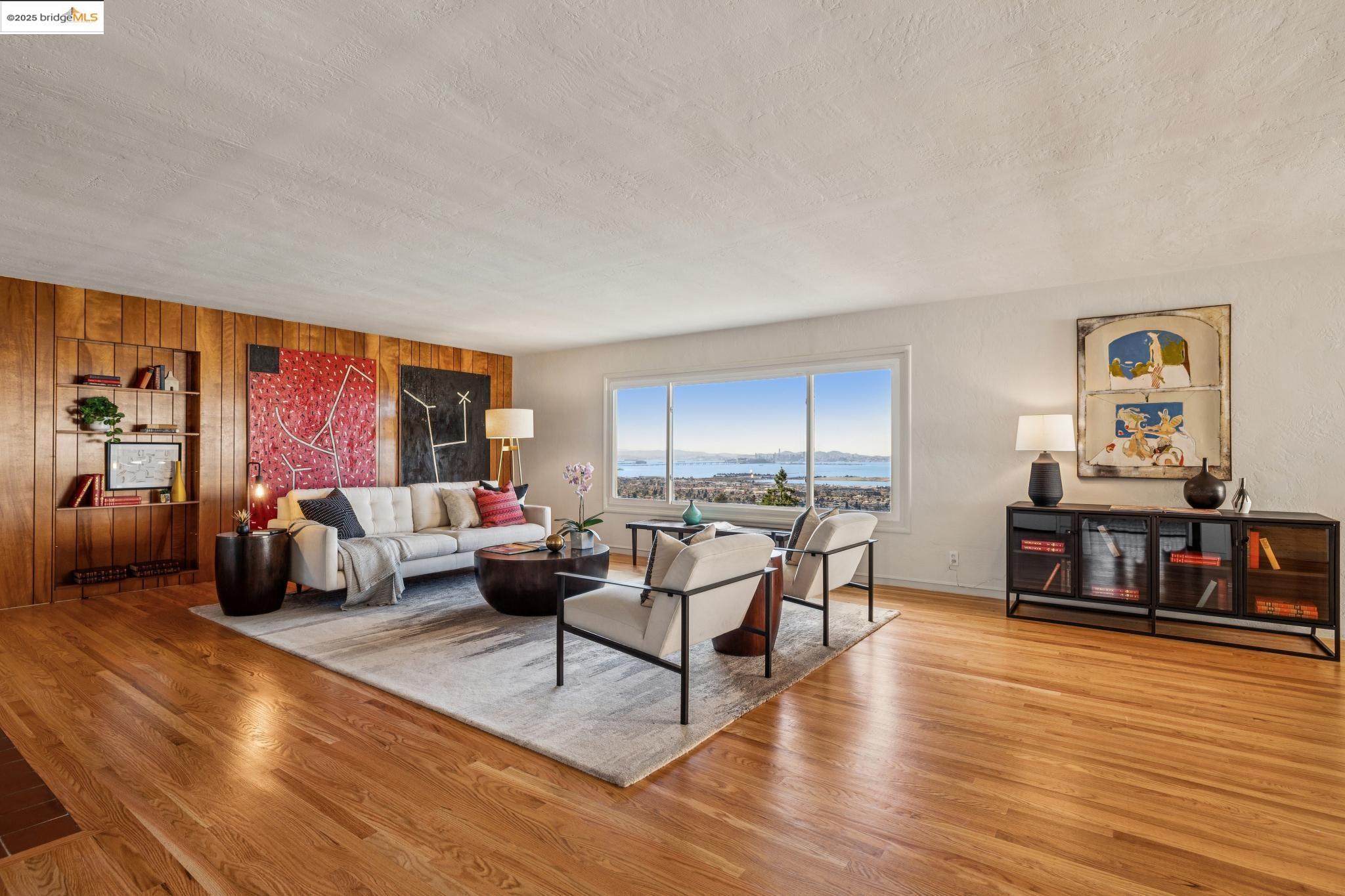 Detail Gallery Image 13 of 57 For 256 Cambridge Ave, Kensington,  CA 94708 - 4 Beds | 4 Baths