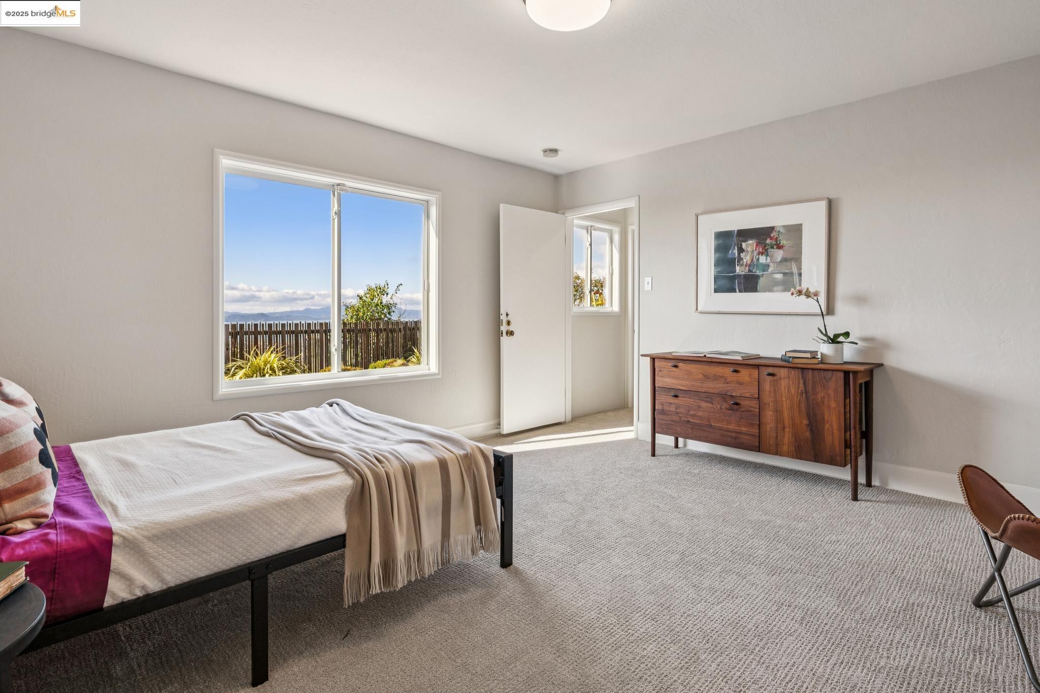 Detail Gallery Image 36 of 57 For 256 Cambridge Ave, Kensington,  CA 94708 - 4 Beds | 4 Baths