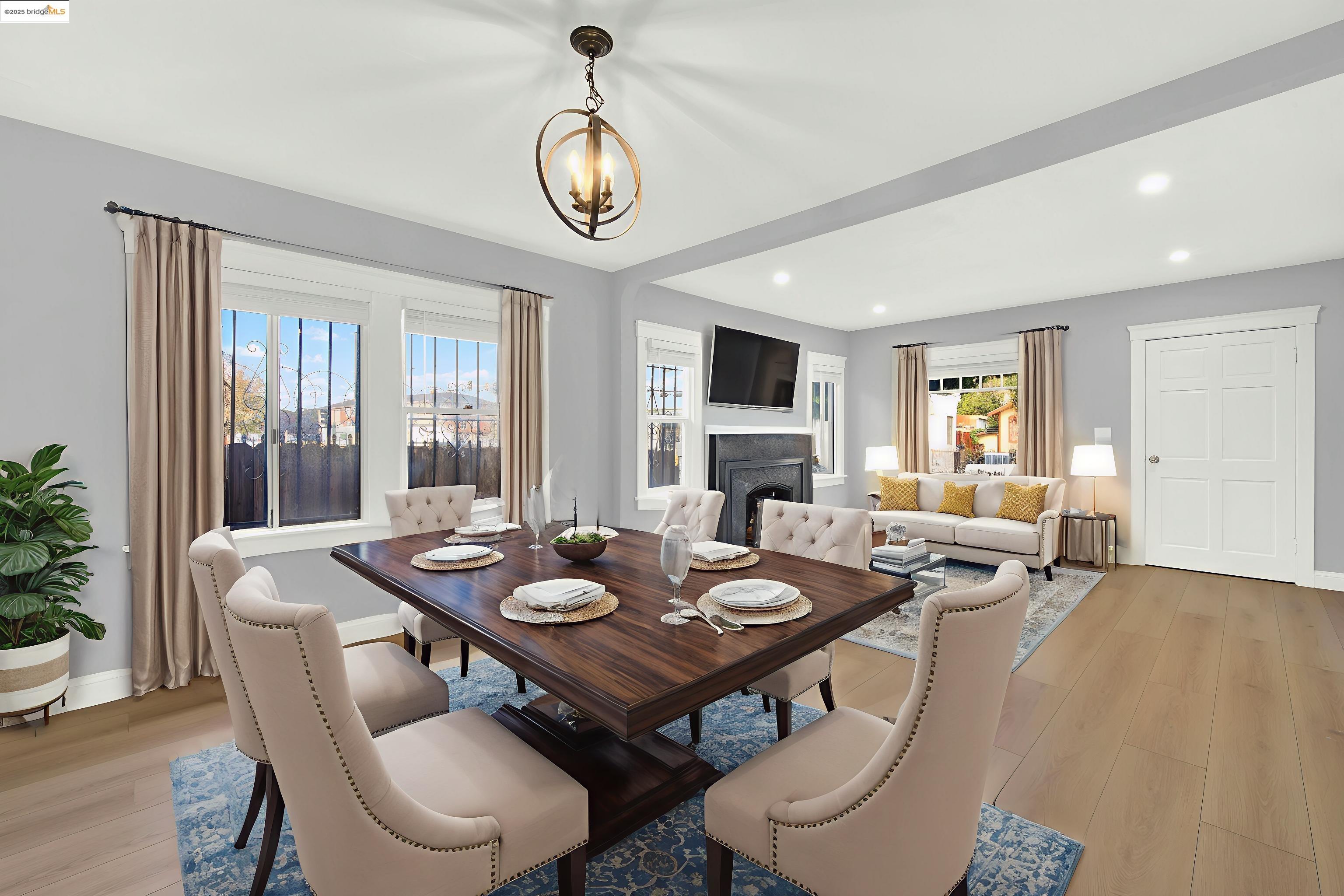 Detail Gallery Image 3 of 59 For 1418 102nd Ave, Oakland,  CA 94603 - 2 Beds | 1 Baths