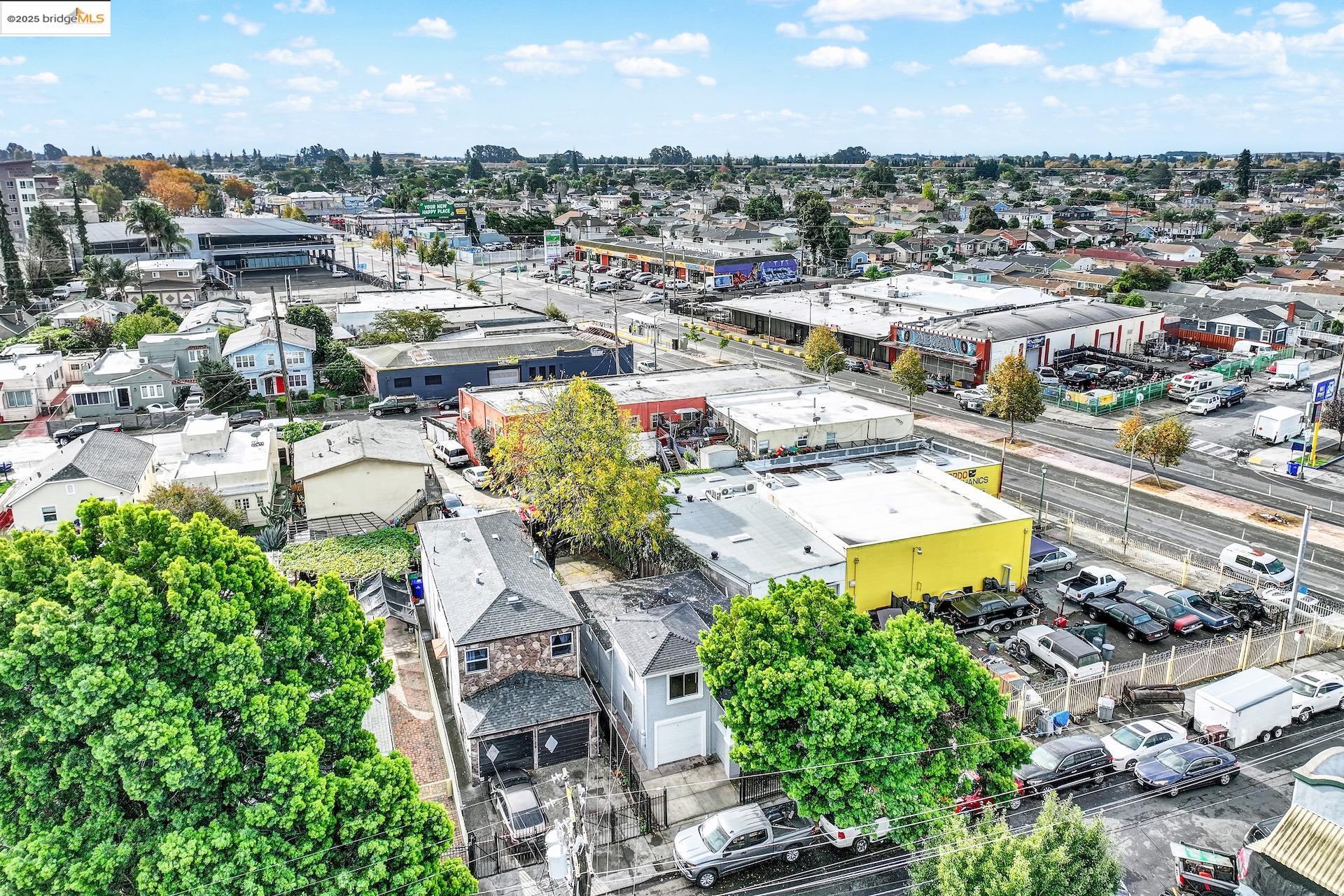 Detail Gallery Image 53 of 59 For 1418 102nd Ave, Oakland,  CA 94603 - 2 Beds | 1 Baths
