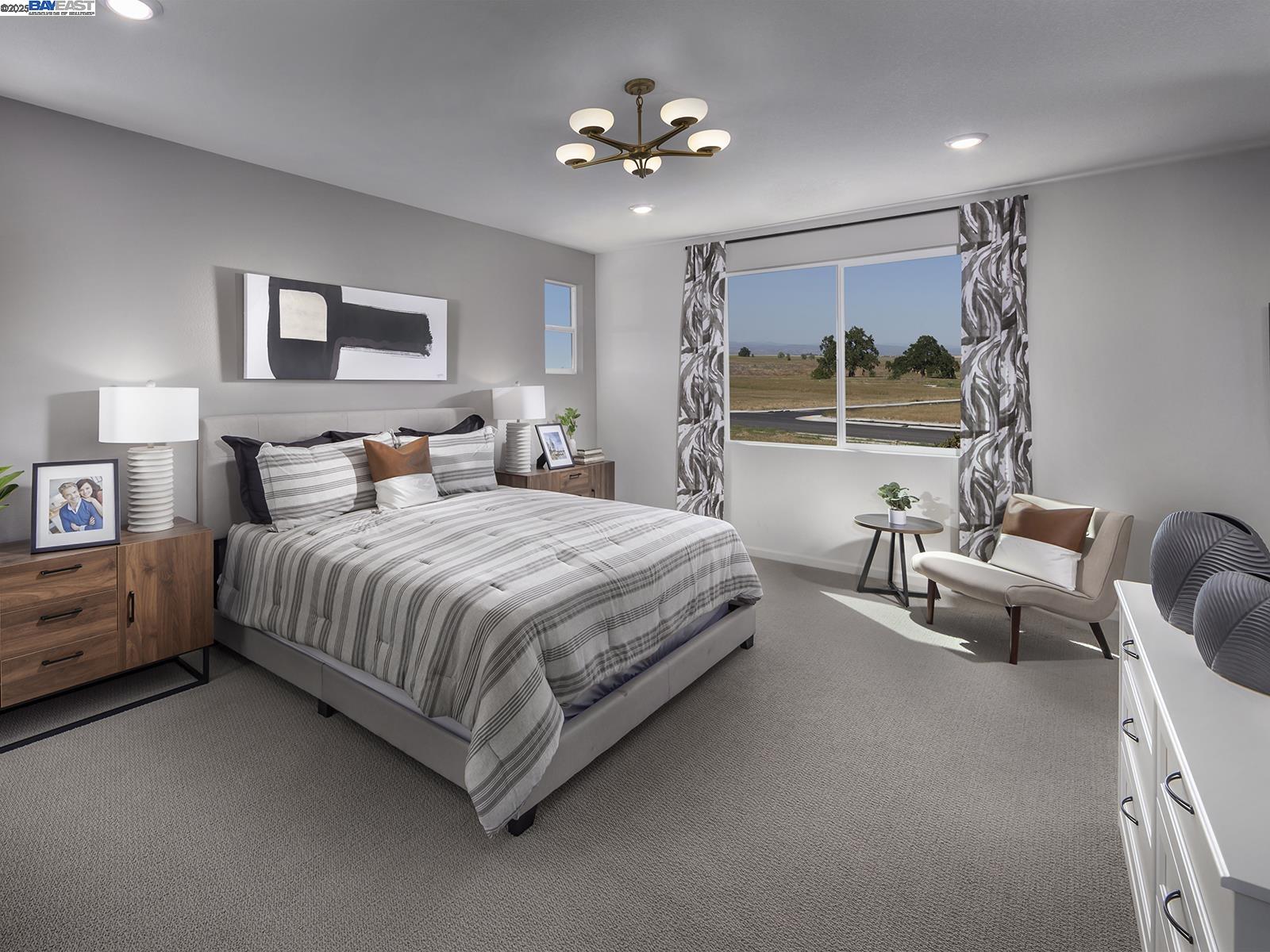 Detail Gallery Image 11 of 17 For 5244 Kestrel Street, Antioch,  CA 94509 - 4 Beds | 3 Baths