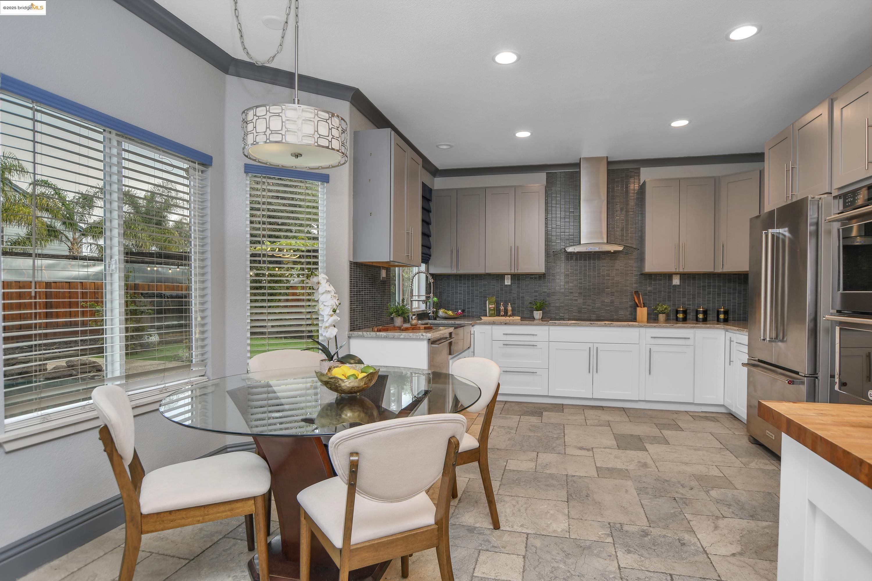 Detail Gallery Image 11 of 42 For 621 Avington Ct, Brentwood,  CA 94513 - 4 Beds | 2/1 Baths