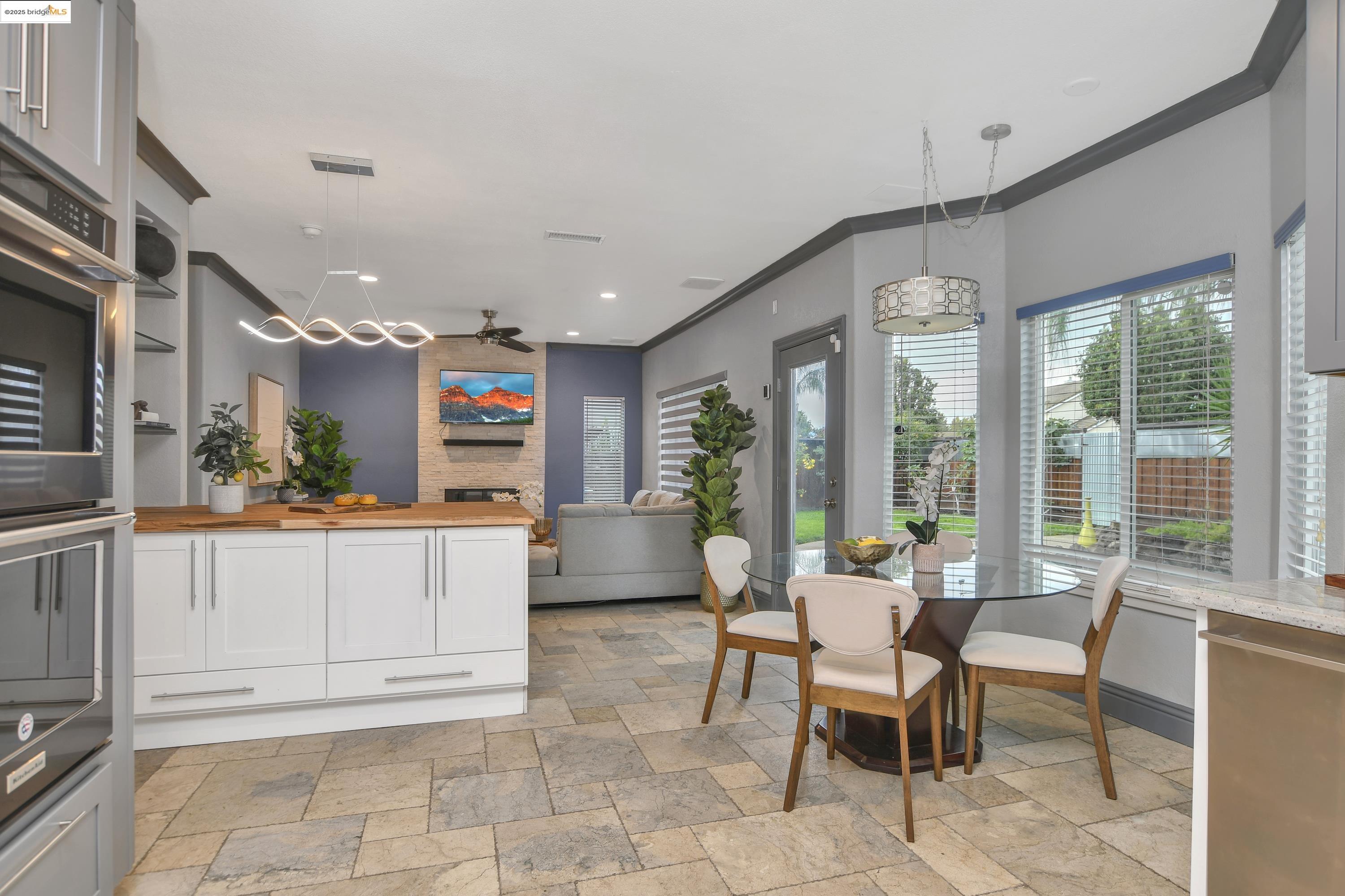 Detail Gallery Image 12 of 42 For 621 Avington Ct, Brentwood,  CA 94513 - 4 Beds | 2/1 Baths