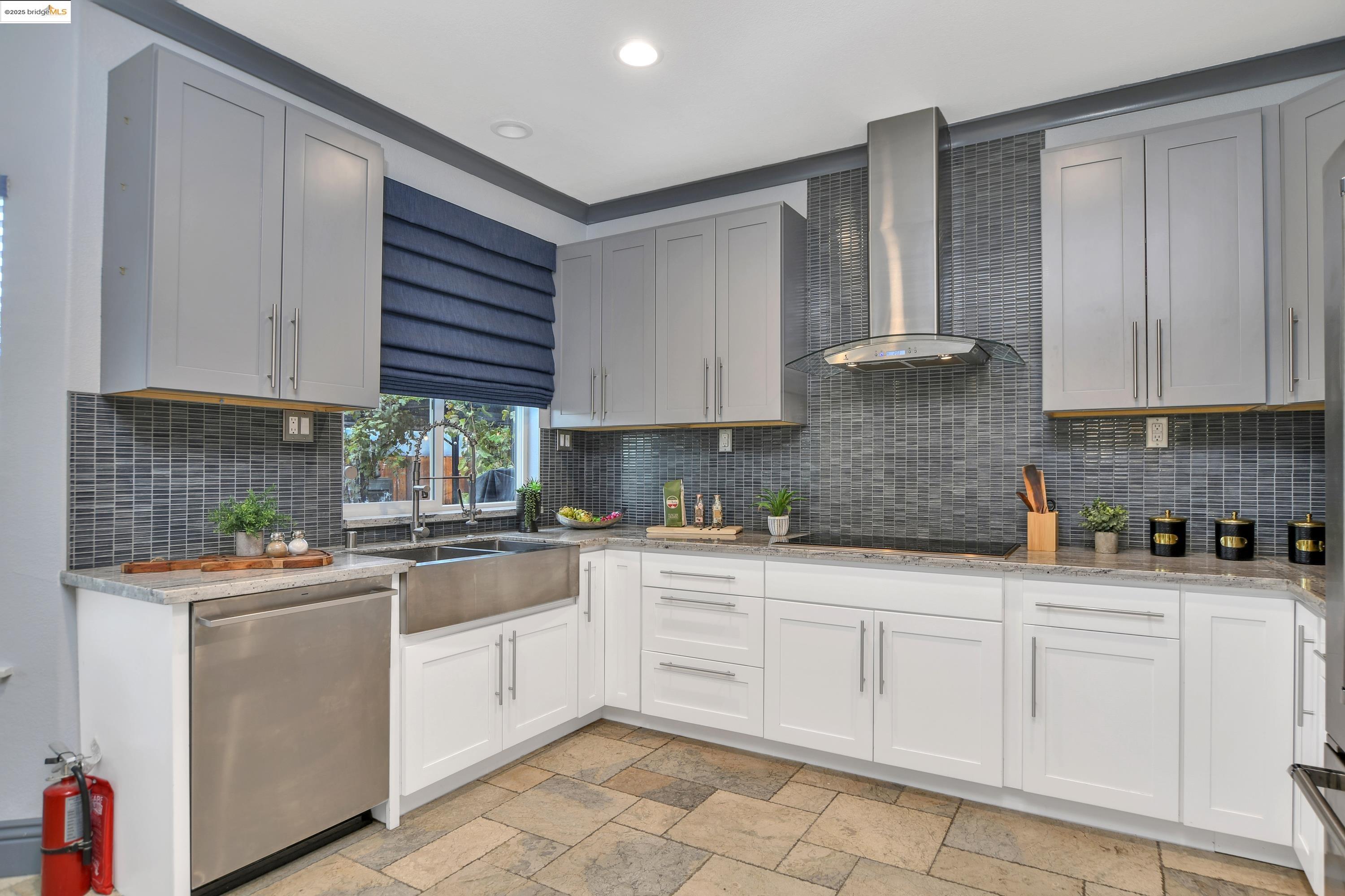 Detail Gallery Image 13 of 42 For 621 Avington Ct, Brentwood,  CA 94513 - 4 Beds | 2/1 Baths