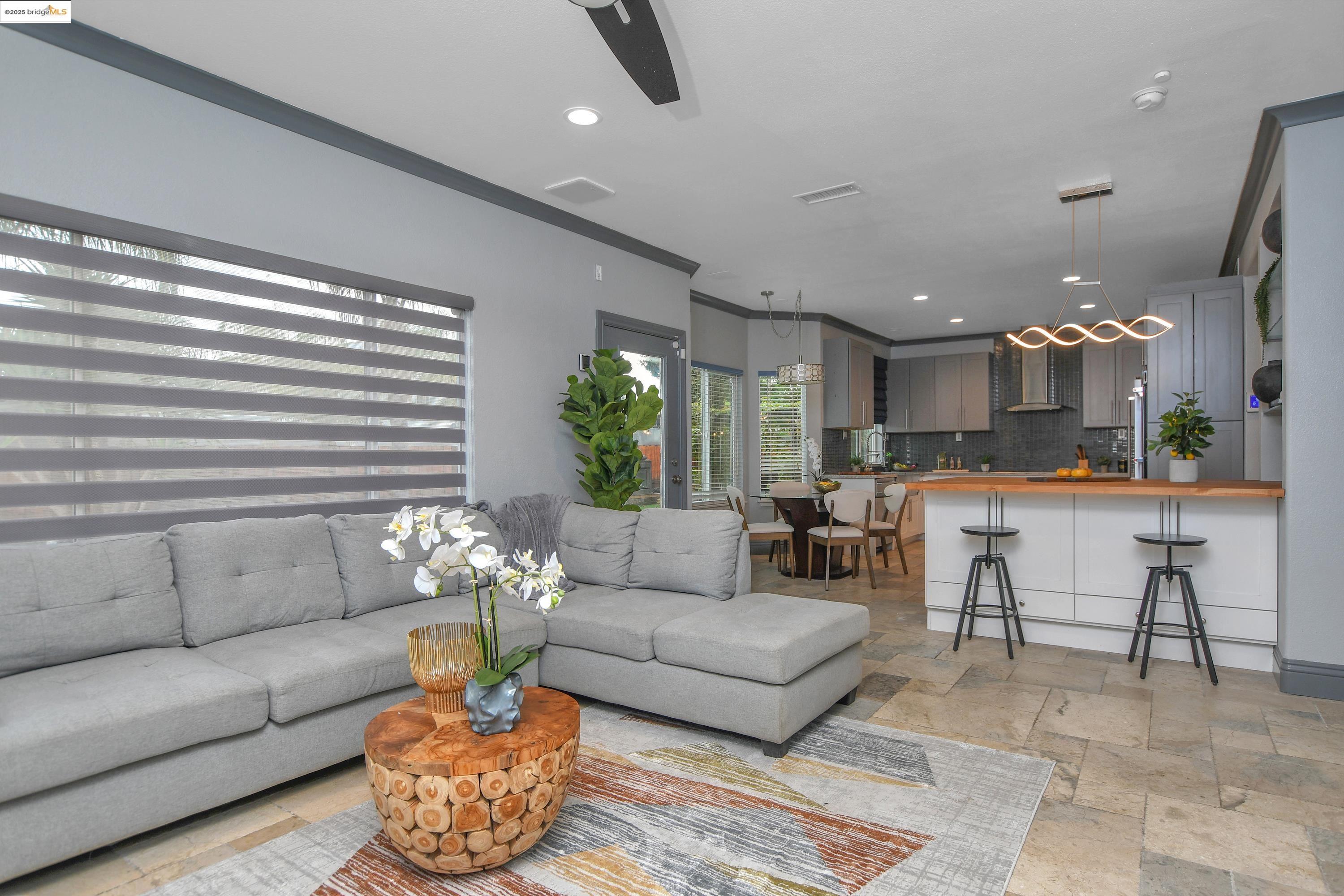 Detail Gallery Image 9 of 42 For 621 Avington Ct, Brentwood,  CA 94513 - 4 Beds | 2/1 Baths