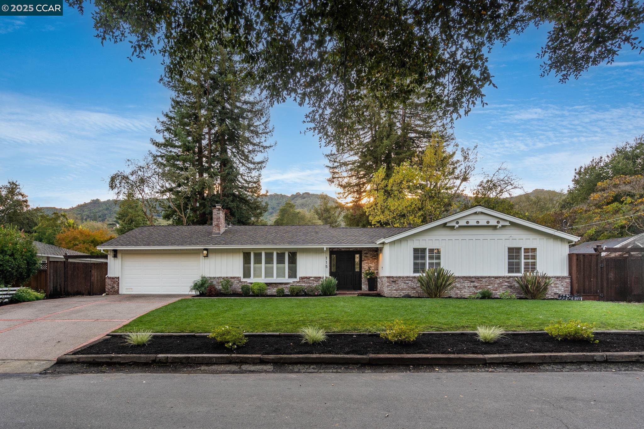 Detail Gallery Image 2 of 3 For 115 Camino Encanto, Danville,  CA 94526 - 4 Beds | 3 Baths