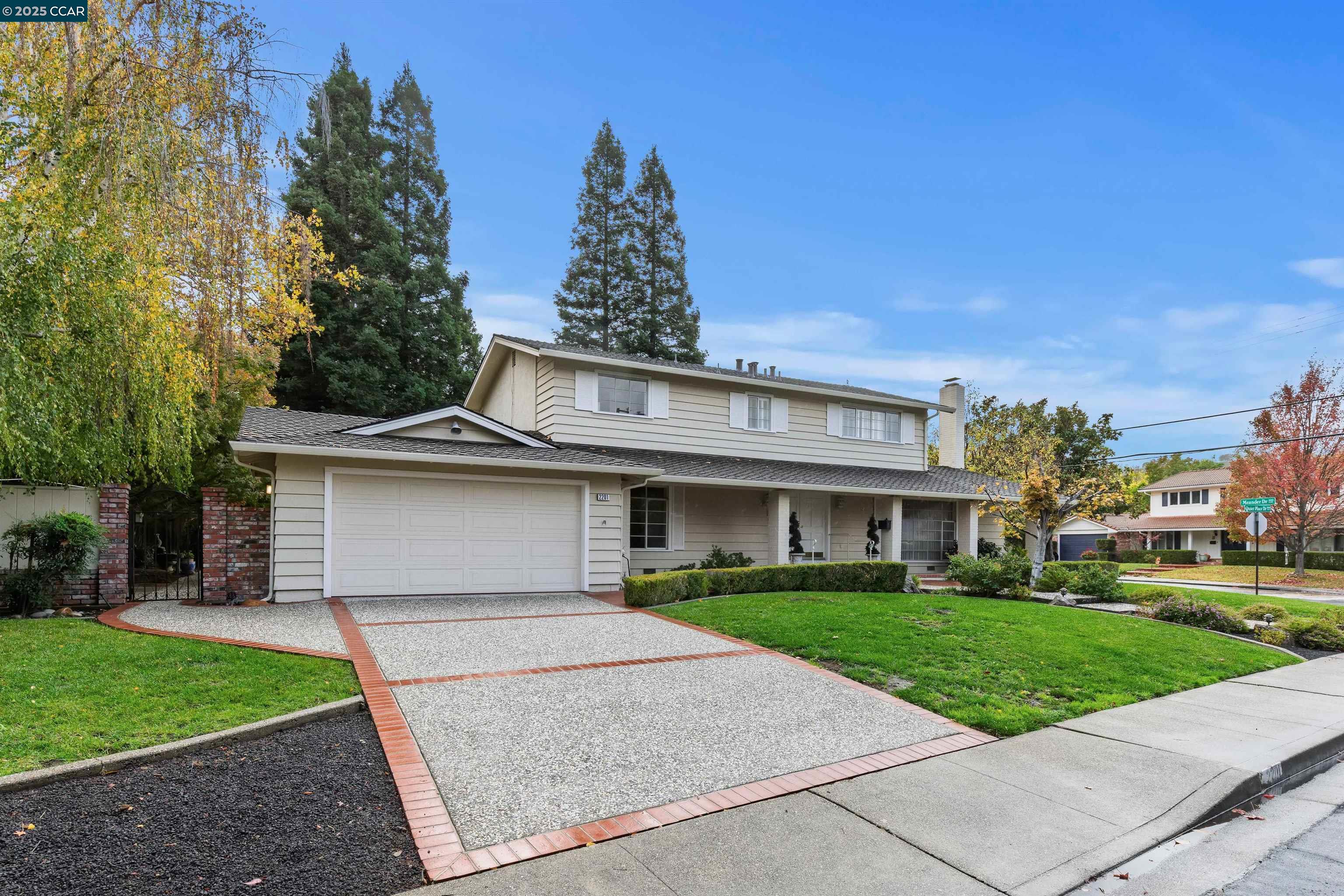 Detail Gallery Image 2 of 24 For 2201 Quiet Place Drive, Walnut Creek,  CA 94598 - 4 Beds | 3 Baths