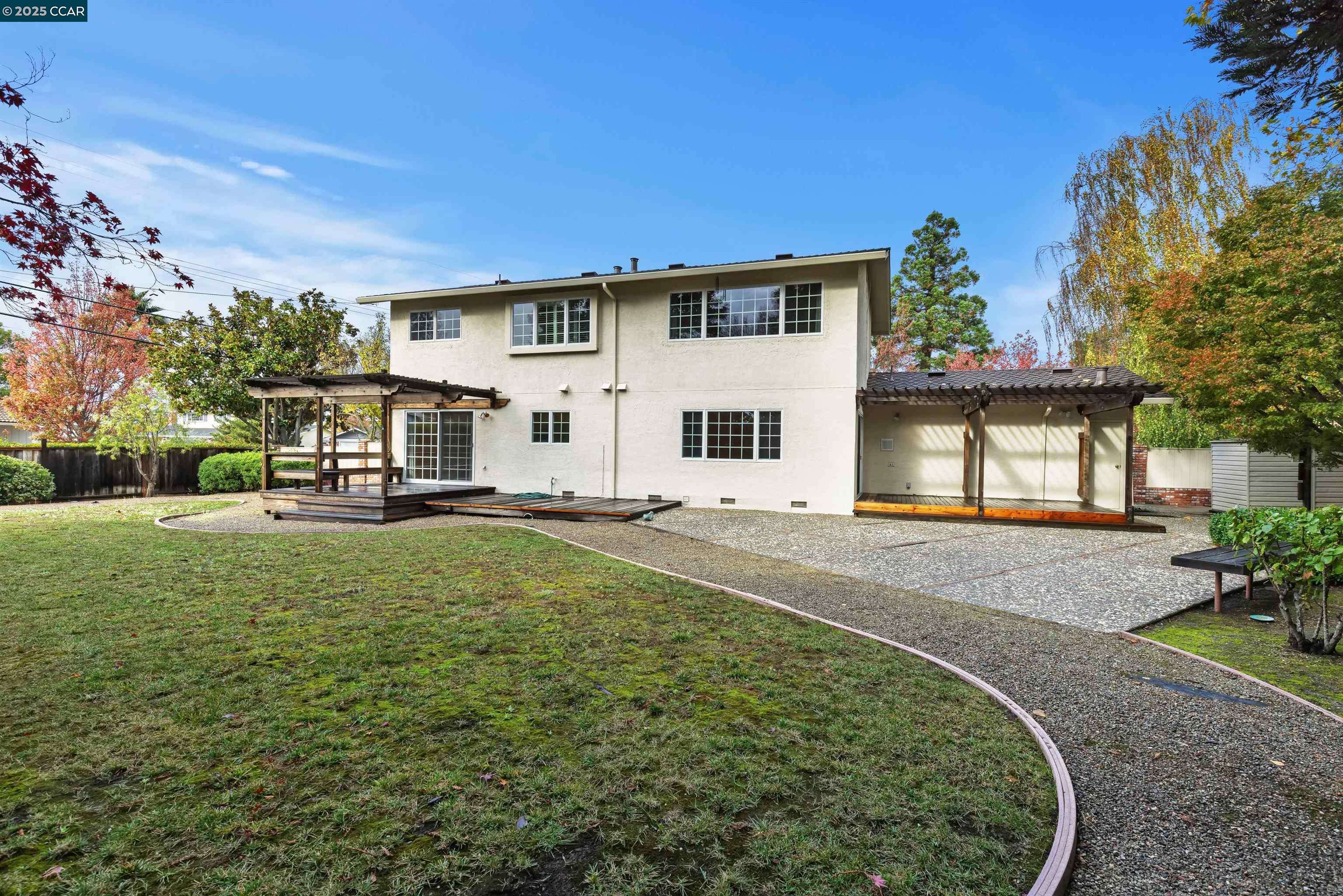 Detail Gallery Image 21 of 24 For 2201 Quiet Place Drive, Walnut Creek,  CA 94598 - 4 Beds | 3 Baths