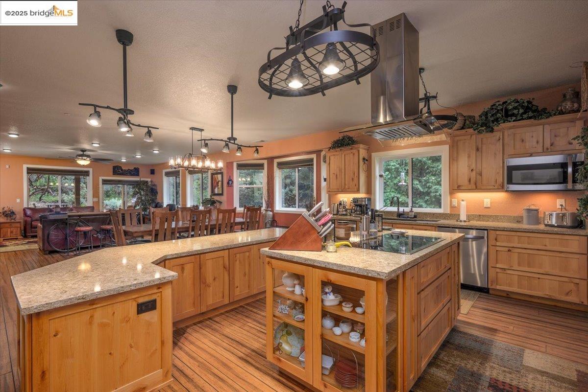 Detail Gallery Image 14 of 60 For 19800 Six Point Ct, Twain Harte,  CA 95383 - 3 Beds | 2 Baths