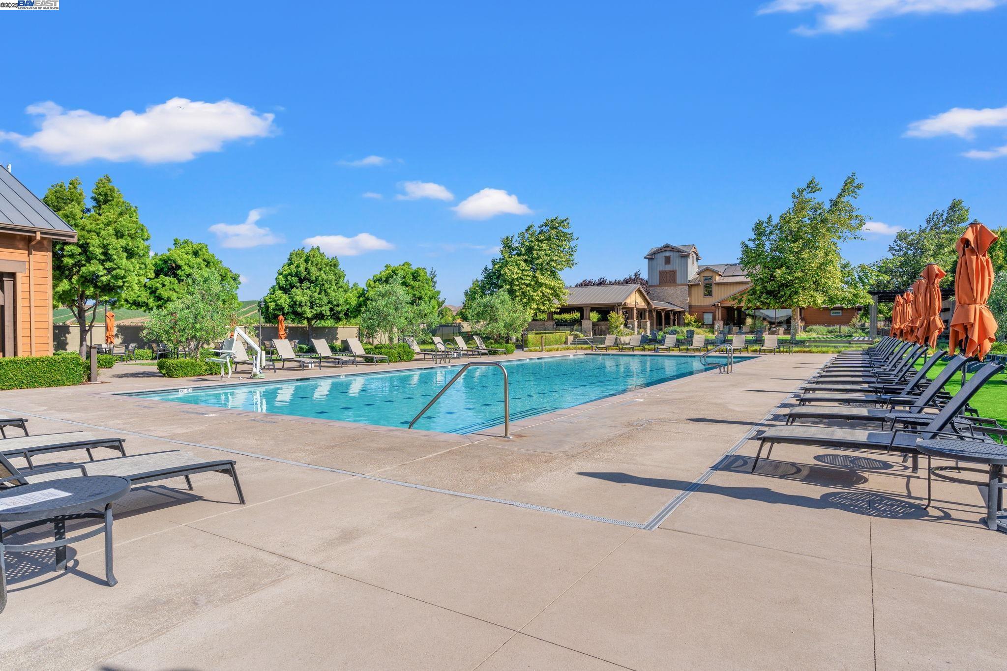 Detail Gallery Image 37 of 60 For 849 Tranquility Circle #3,  Livermore,  CA 94551 - 2 Beds | 2/1 Baths