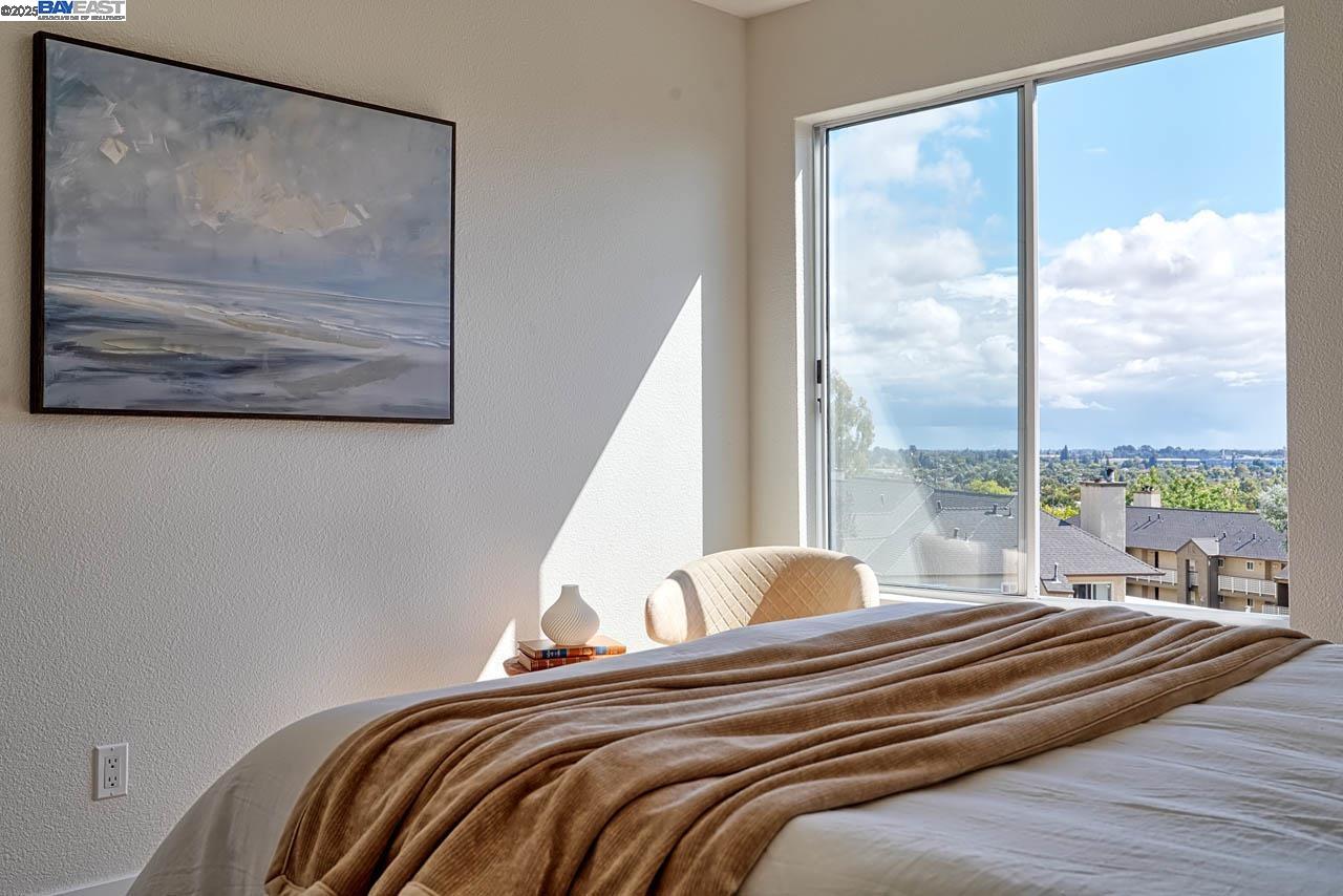 Detail Gallery Image 15 of 29 For 685 Dartmore Ln #365,  Hayward,  CA 94544 - 1 Beds | 1 Baths