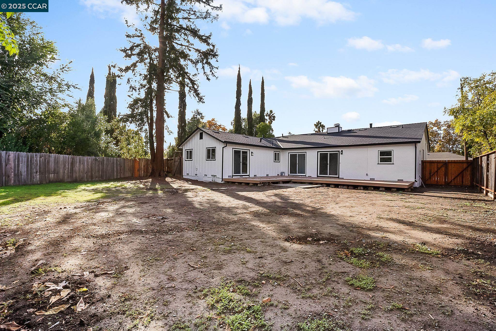 Detail Gallery Image 36 of 36 For 1640 Apple Dr, Concord,  CA 94518 - 4 Beds | 2 Baths