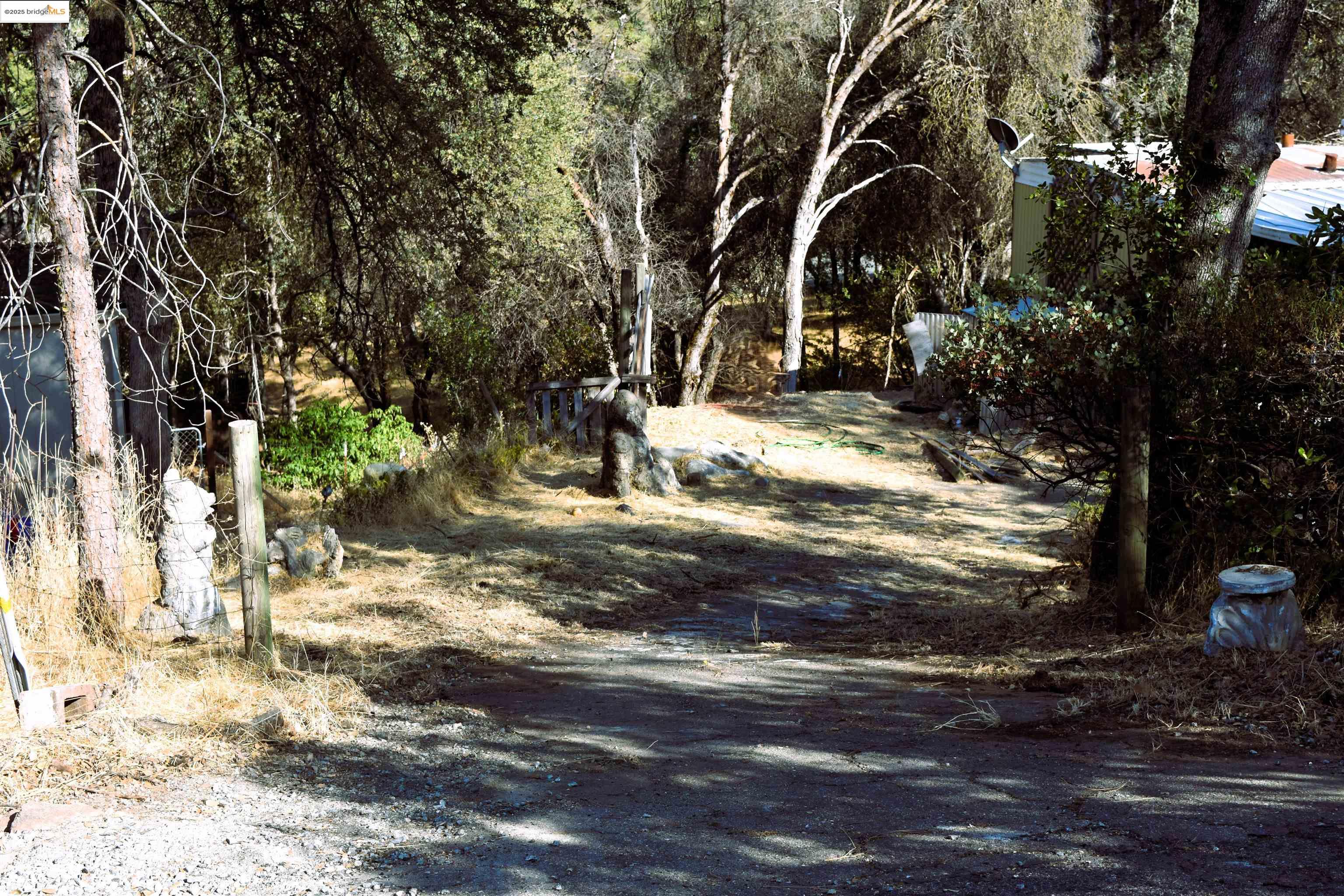 Detail Gallery Image 2 of 13 For 20739 Lower Hillview, Sonora,  CA 95370 - – Beds | – Baths