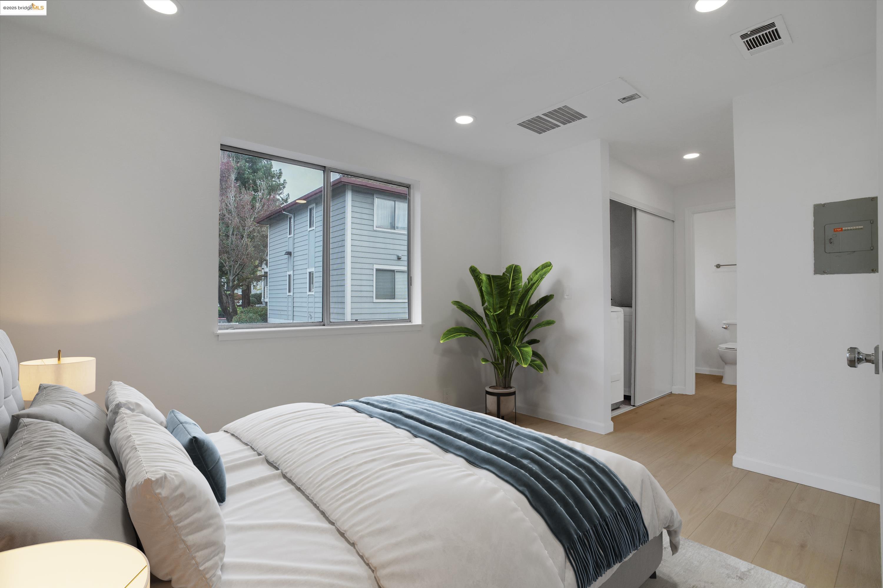 Detail Gallery Image 27 of 48 For 29621 Red Oak Ct #6,  Hayward,  CA 94544 - 1 Beds | 1 Baths