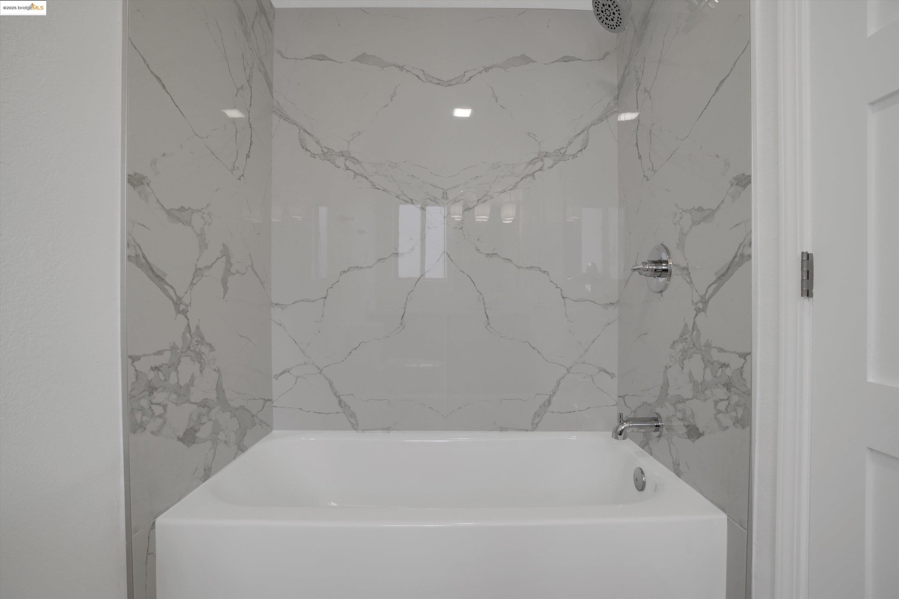 Detail Gallery Image 34 of 48 For 29621 Red Oak Ct #6,  Hayward,  CA 94544 - 1 Beds | 1 Baths