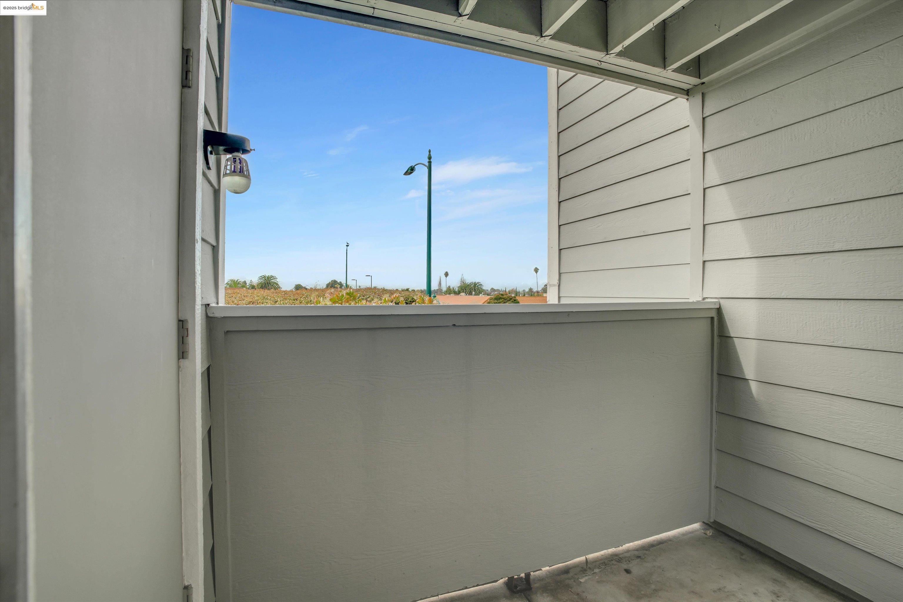 Detail Gallery Image 36 of 48 For 29621 Red Oak Ct #6,  Hayward,  CA 94544 - 1 Beds | 1 Baths