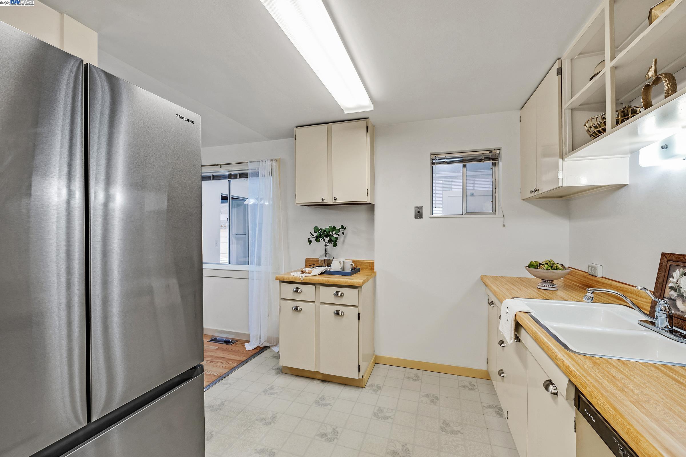 Detail Gallery Image 31 of 36 For 589 S M St, Livermore,  CA 94550 - 3 Beds | 2 Baths