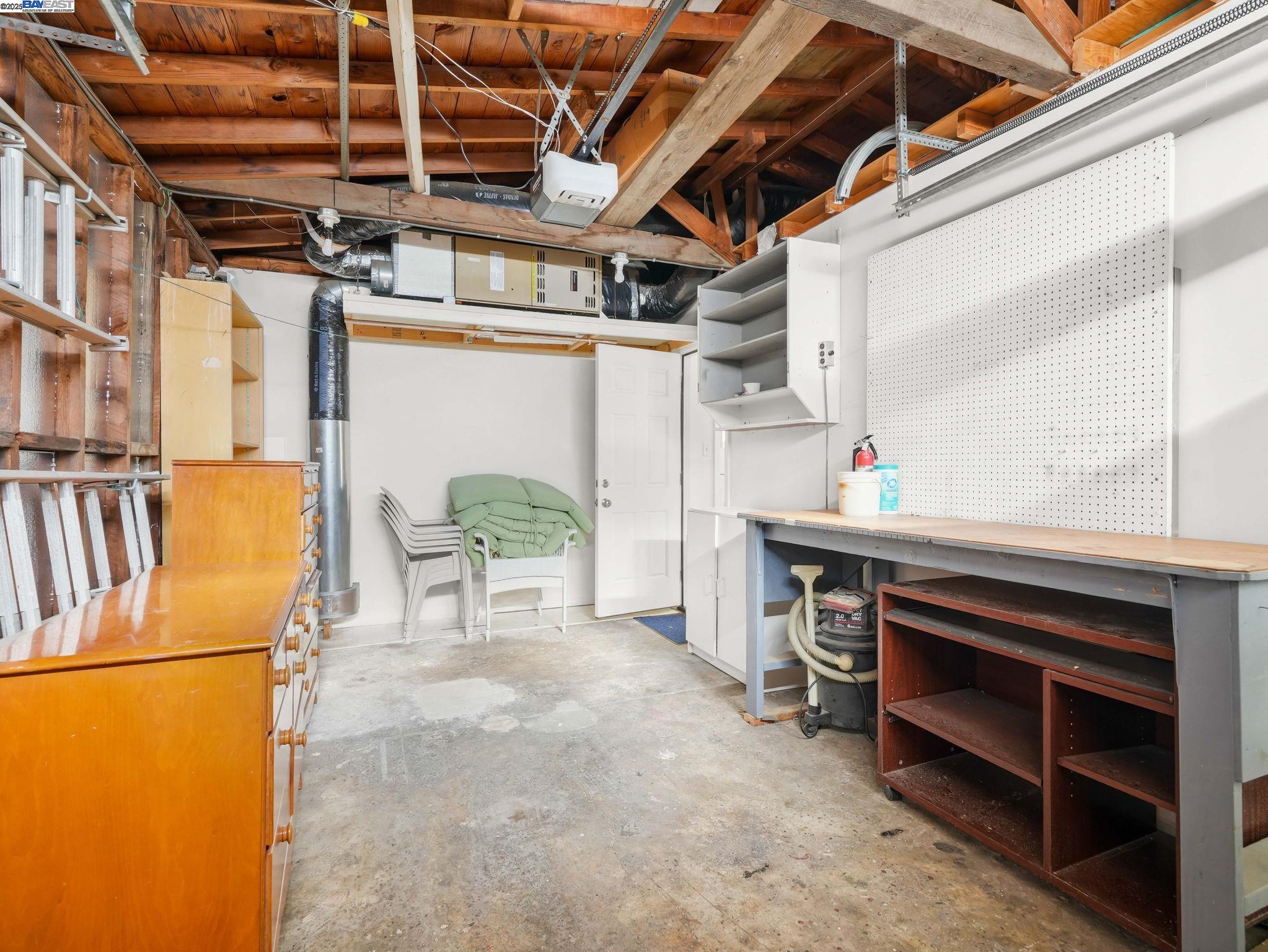 Detail Gallery Image 38 of 40 For 589 S M St, Livermore,  CA 94550 - 3 Beds | 2 Baths