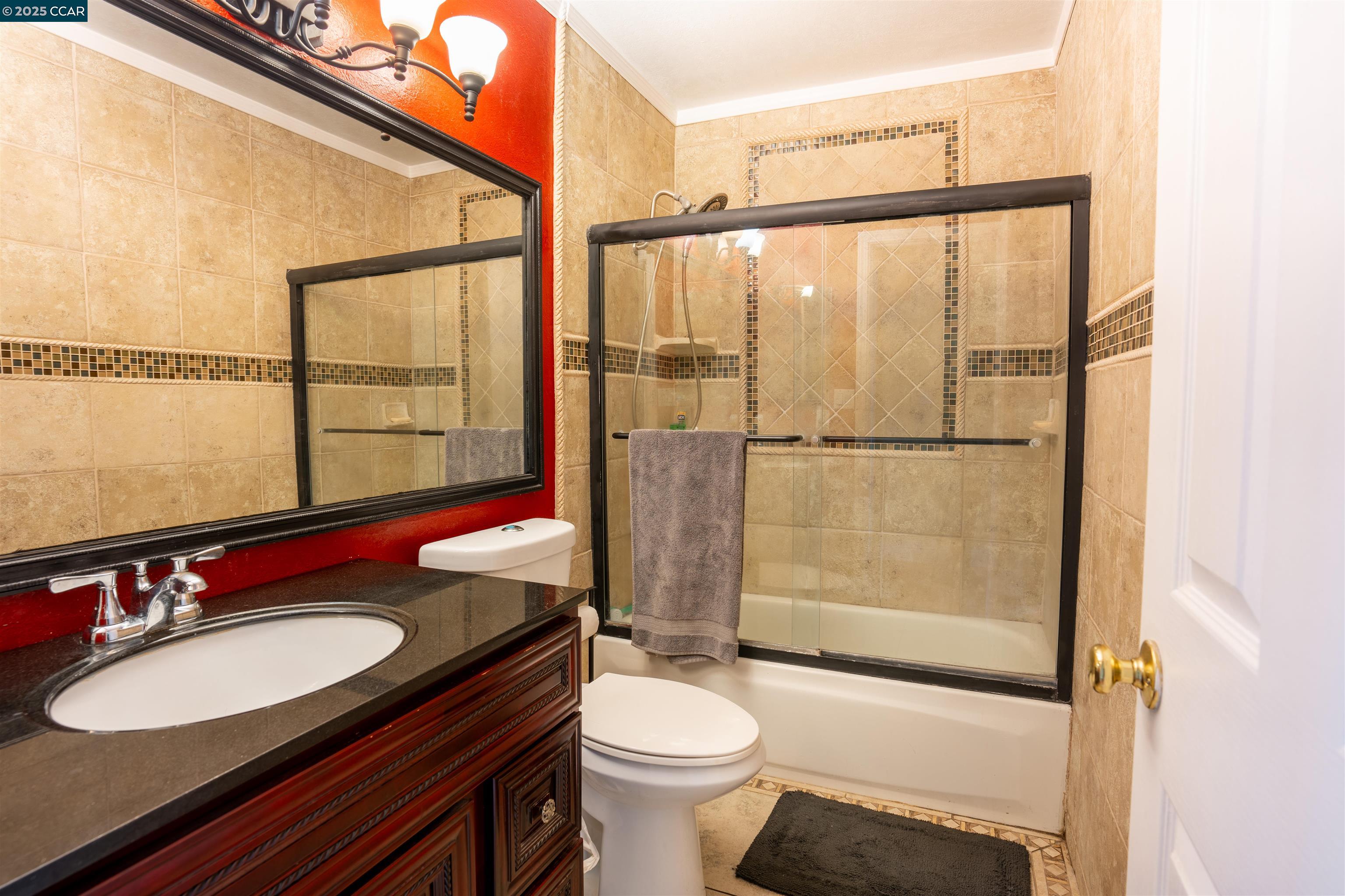 Detail Gallery Image 16 of 29 For 1993 Calaveras Dr, Bay Point,  CA 94565 - 3 Beds | 2 Baths