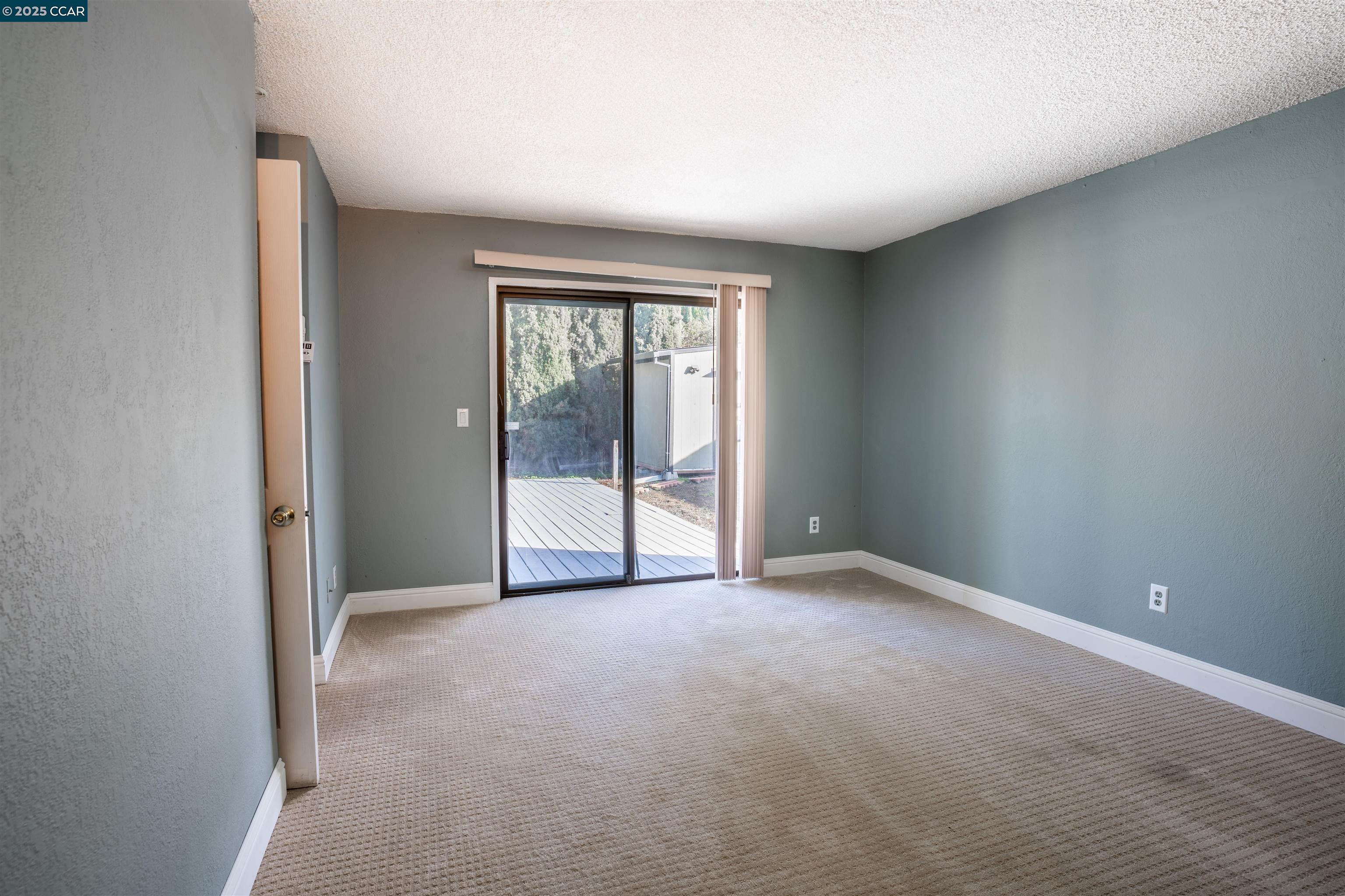 Detail Gallery Image 20 of 29 For 1993 Calaveras Dr, Bay Point,  CA 94565 - 3 Beds | 2 Baths