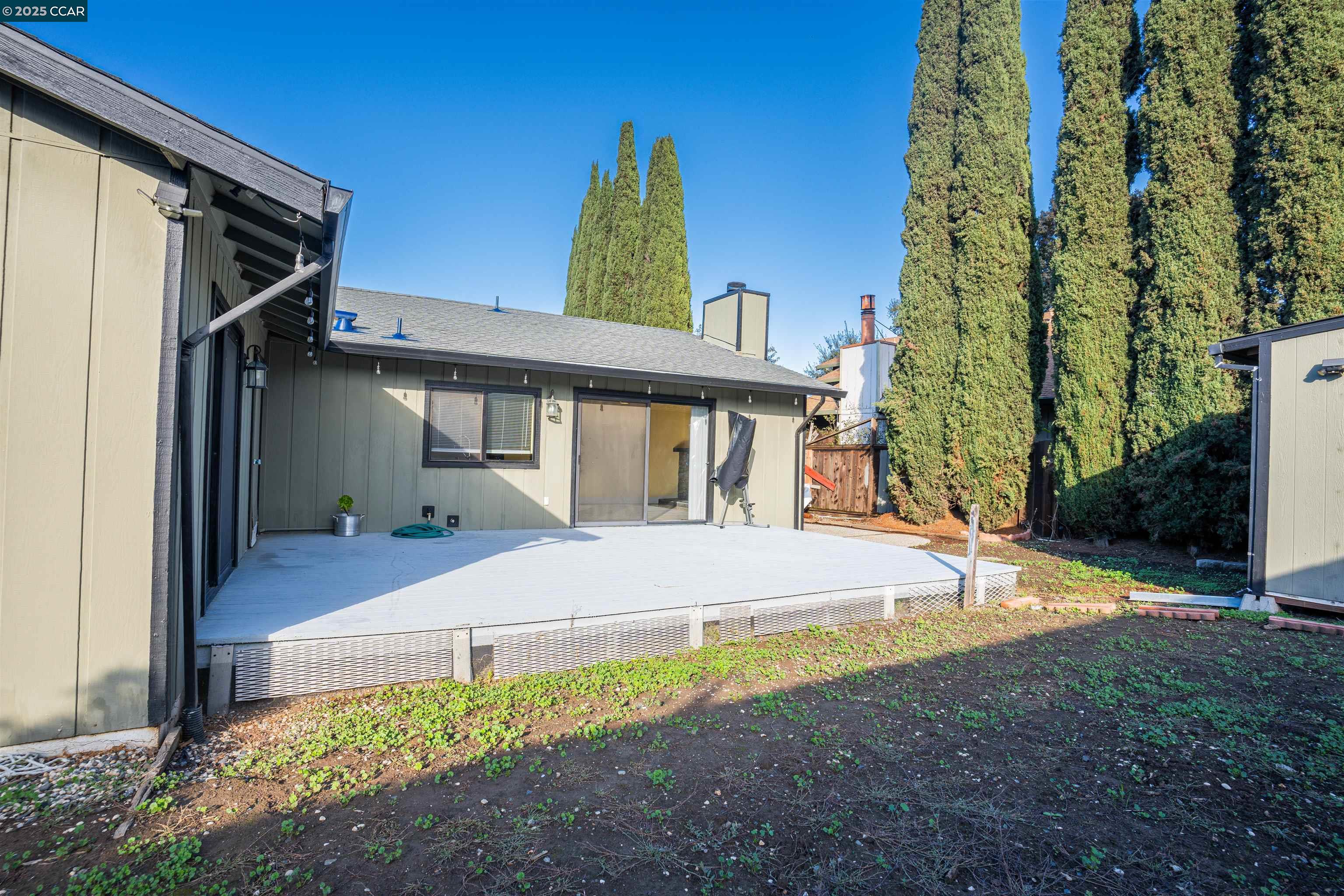 Detail Gallery Image 24 of 29 For 1993 Calaveras Dr, Bay Point,  CA 94565 - 3 Beds | 2 Baths