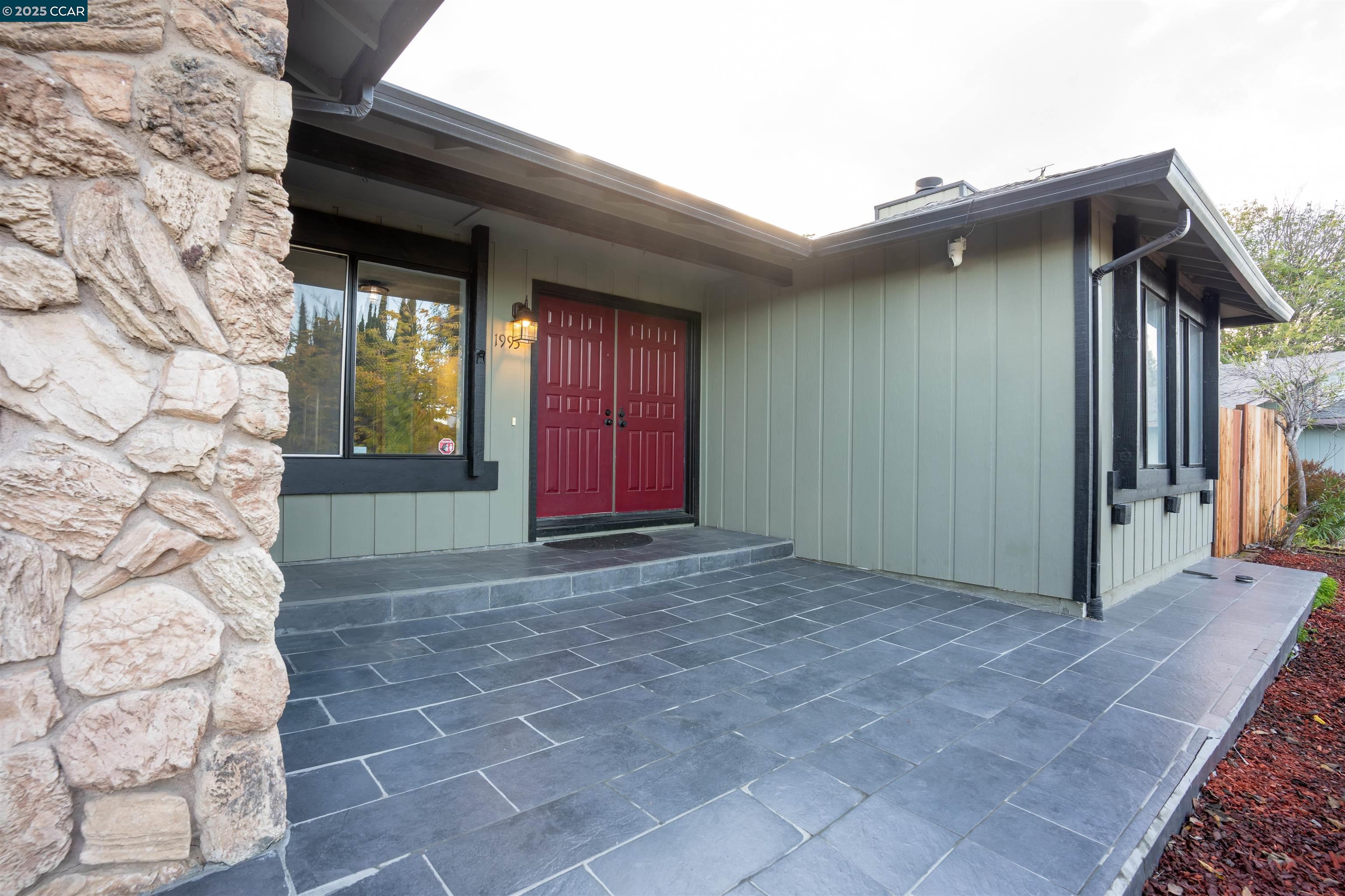 Detail Gallery Image 6 of 29 For 1993 Calaveras Dr, Bay Point,  CA 94565 - 3 Beds | 2 Baths